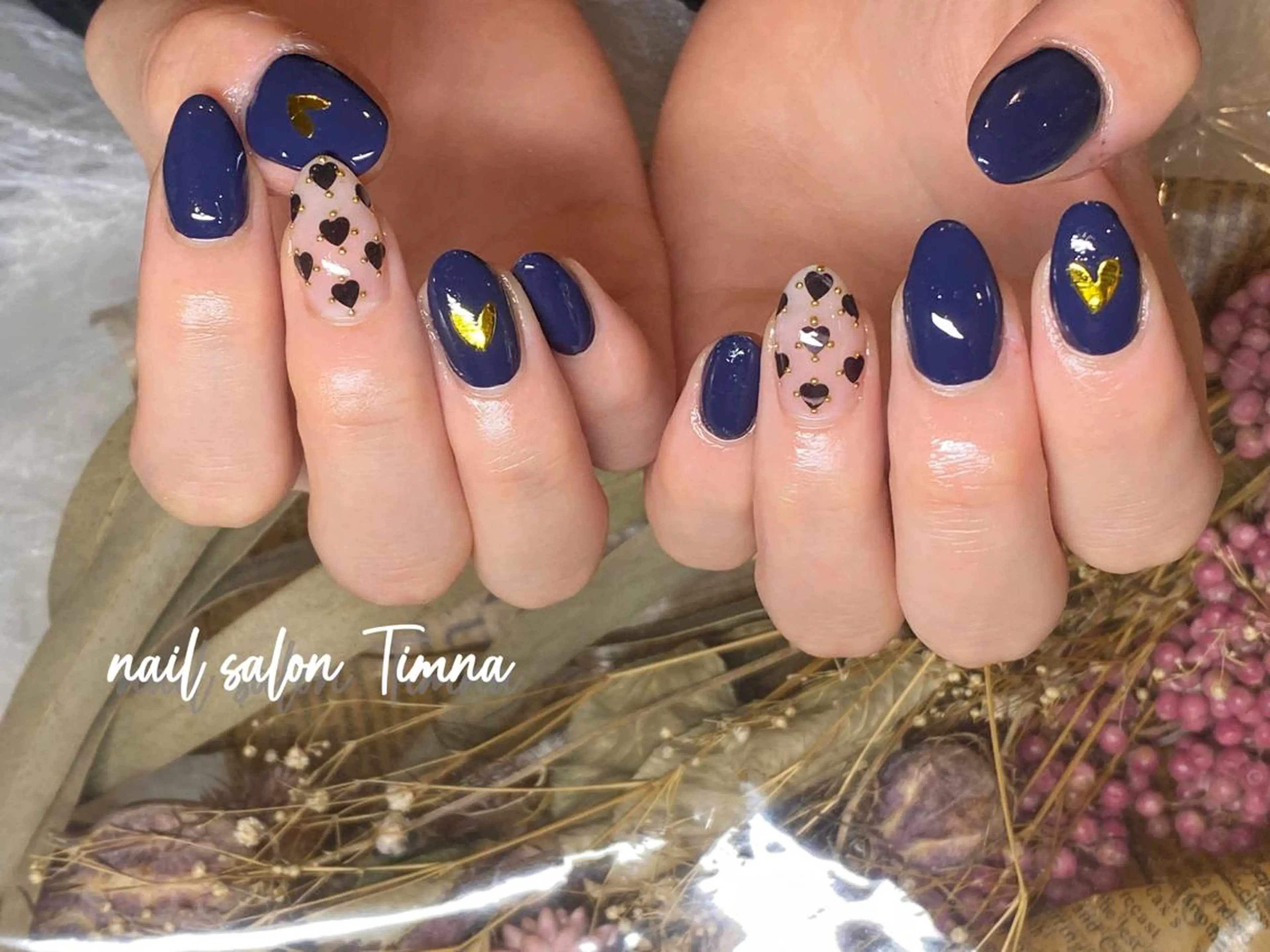 ミディアム ハンドネイル NAILSALON 🍔Timna🍟のネイルデザイン