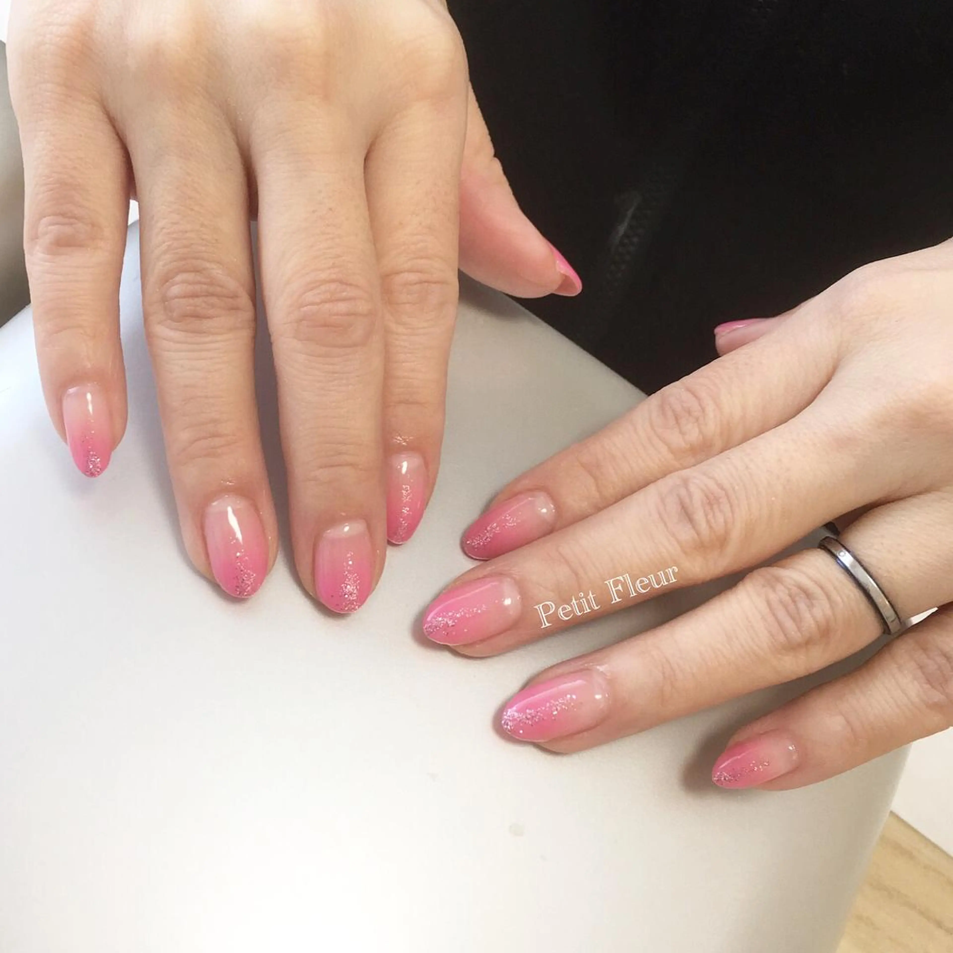 ネイル ハンドネイル Petit Fleur所属・青柳 亜梨奈のマツエク・マツパデザイン