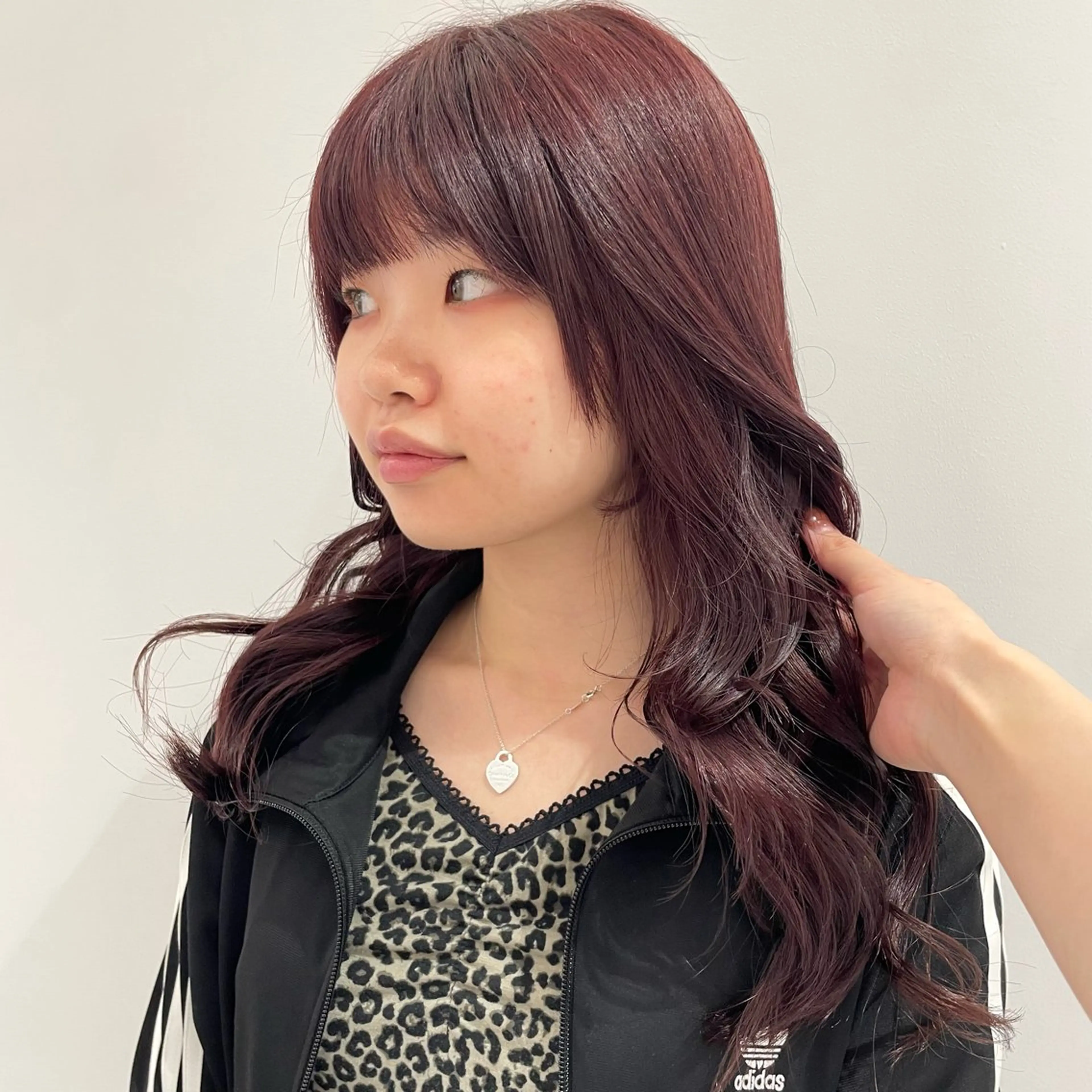 ロング カット ヘアカラー 🏳️‍⚧️艶カラー /アレンジ🎀くるみのヘアスタイル