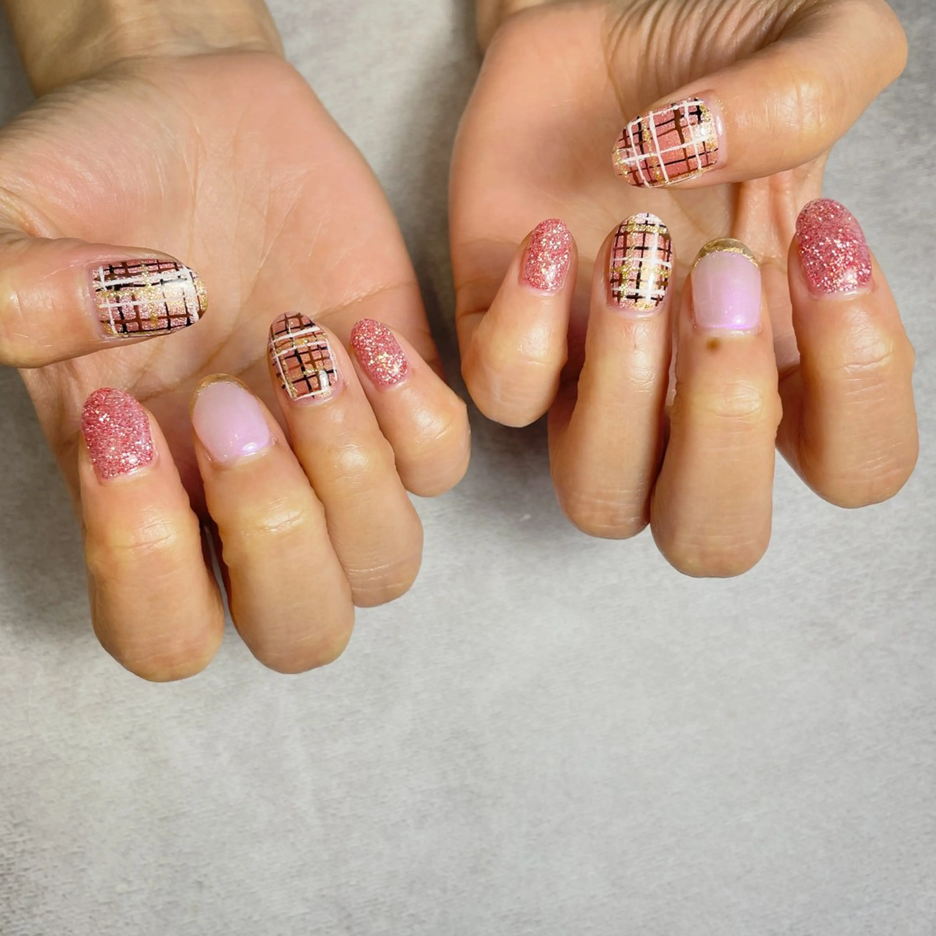 ネイル ピンク 赤色 ハンドネイル K Harukaのネイルデザイン