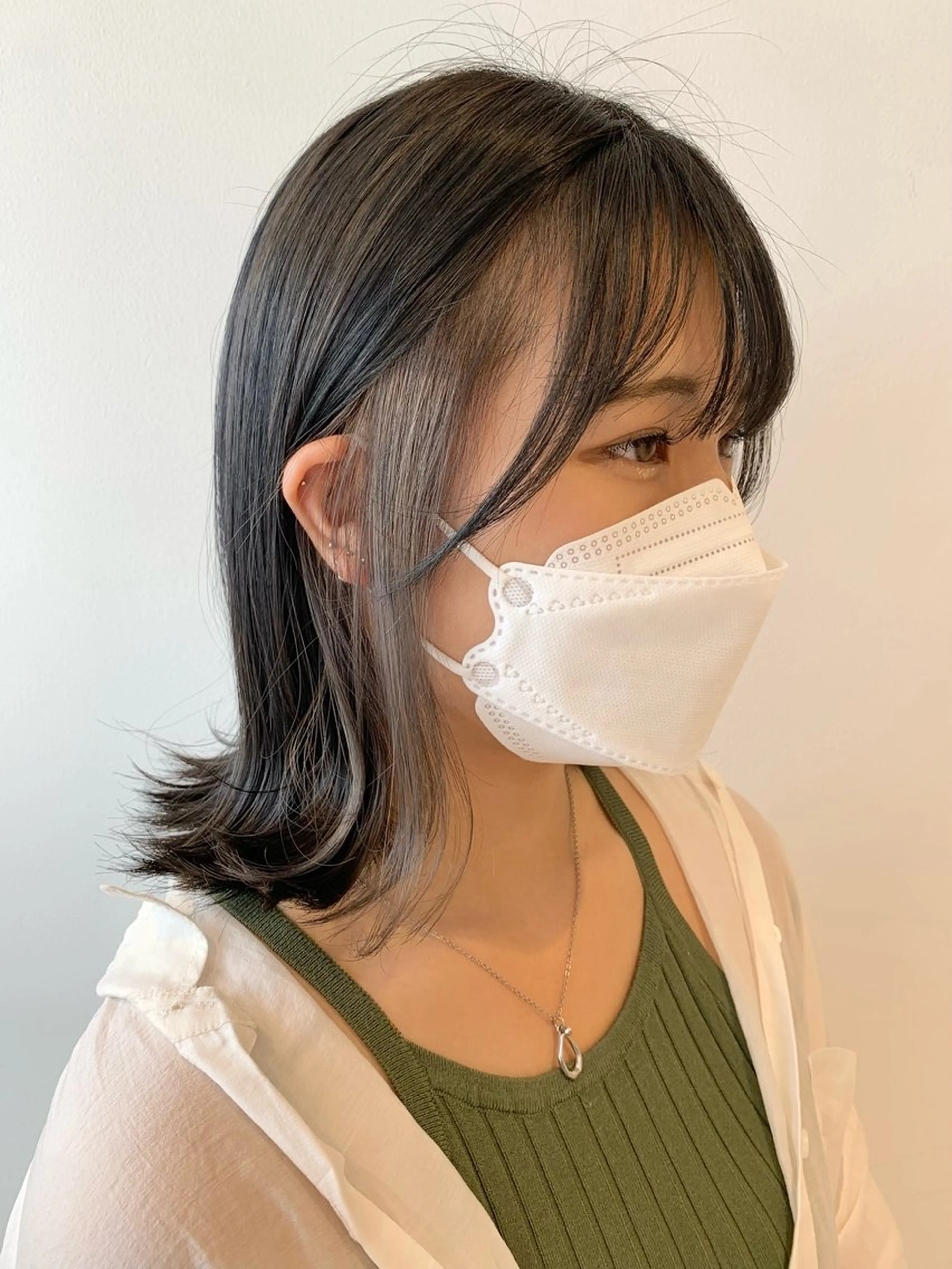 ミディアム カラー ヘアカラー ayumi🌈 インナーカラー🌈のヘアスタイル