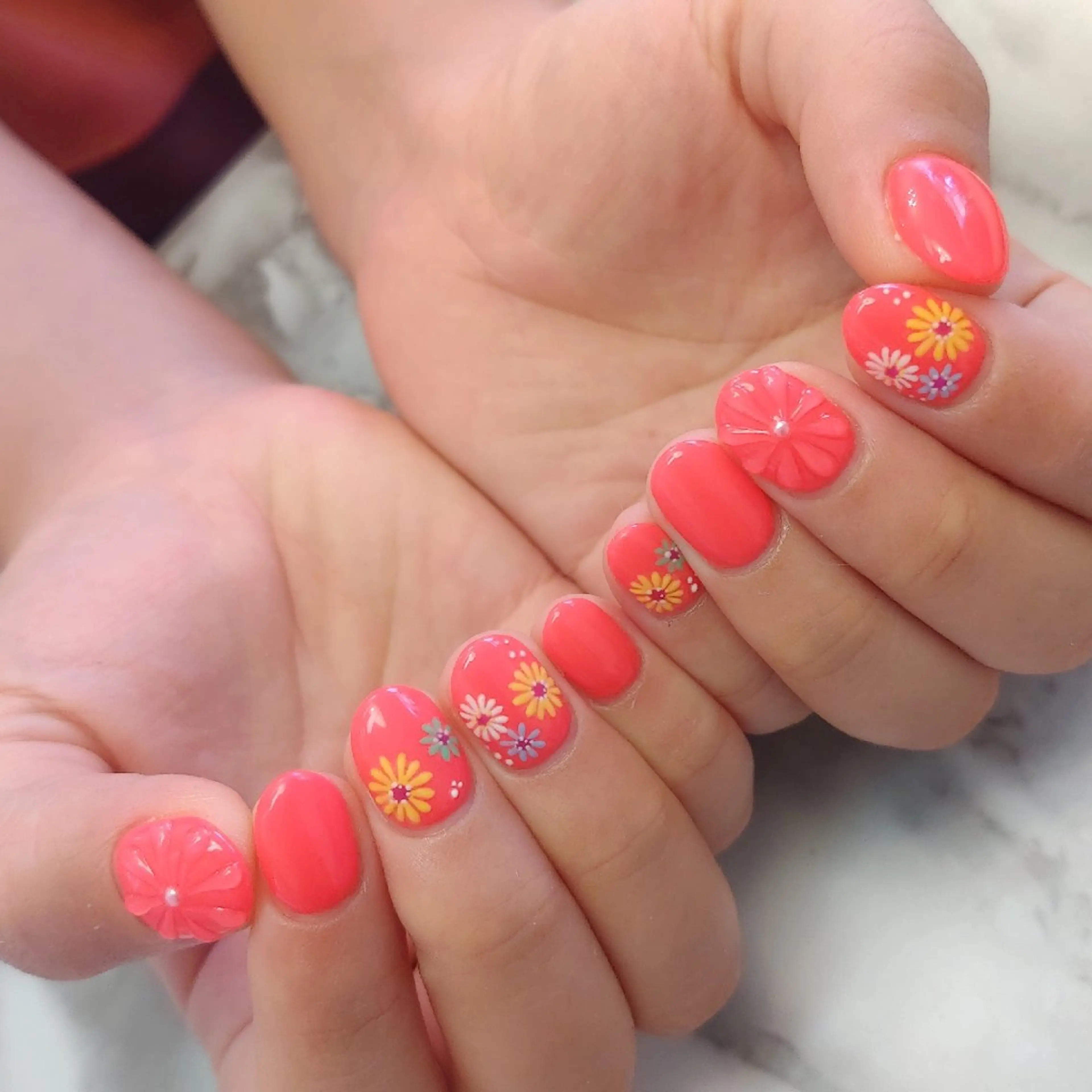 ネイル フラワーネイル ジェヌインネイル 河内のネイルデザイン