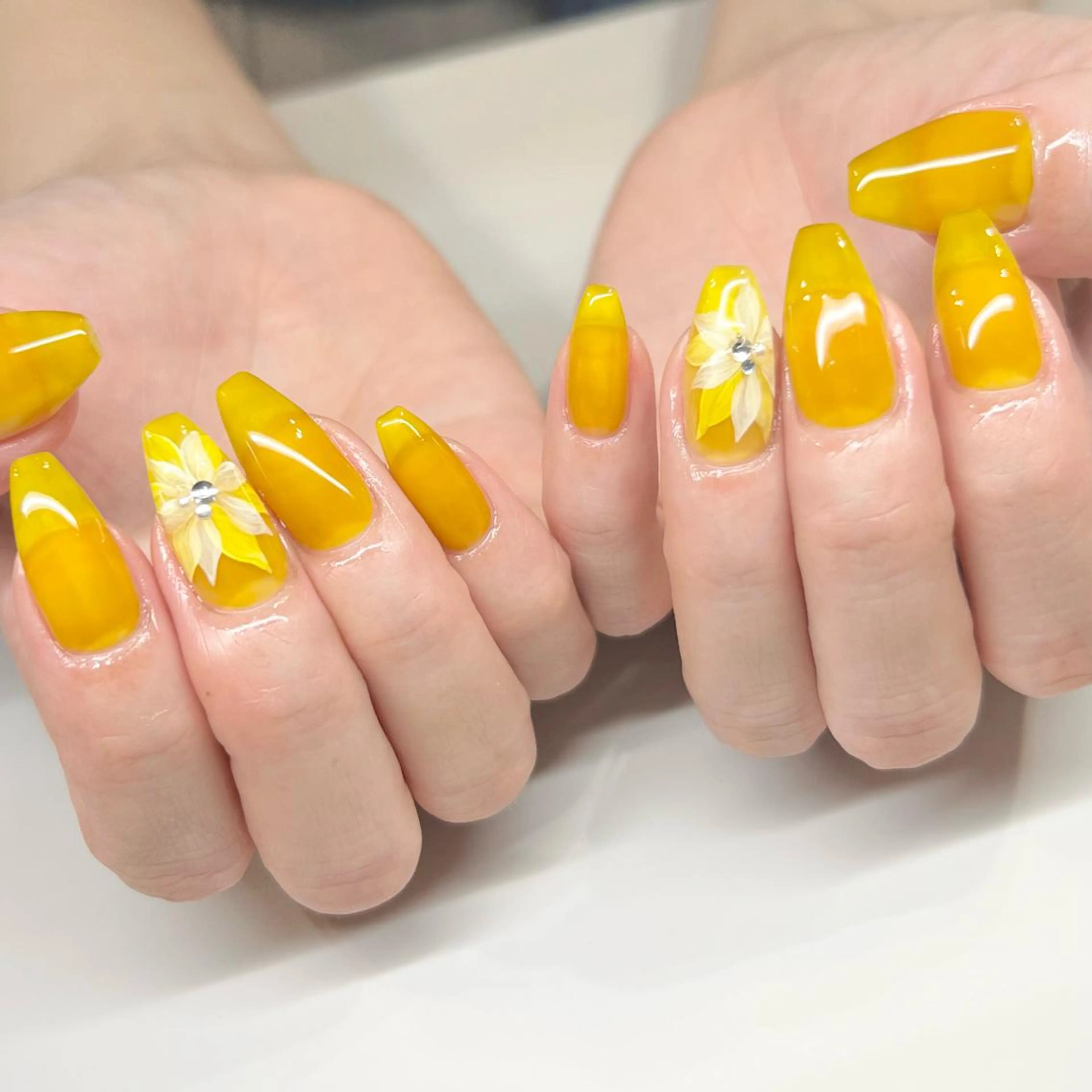 ネイル WEZU NAILのネイルデザイン