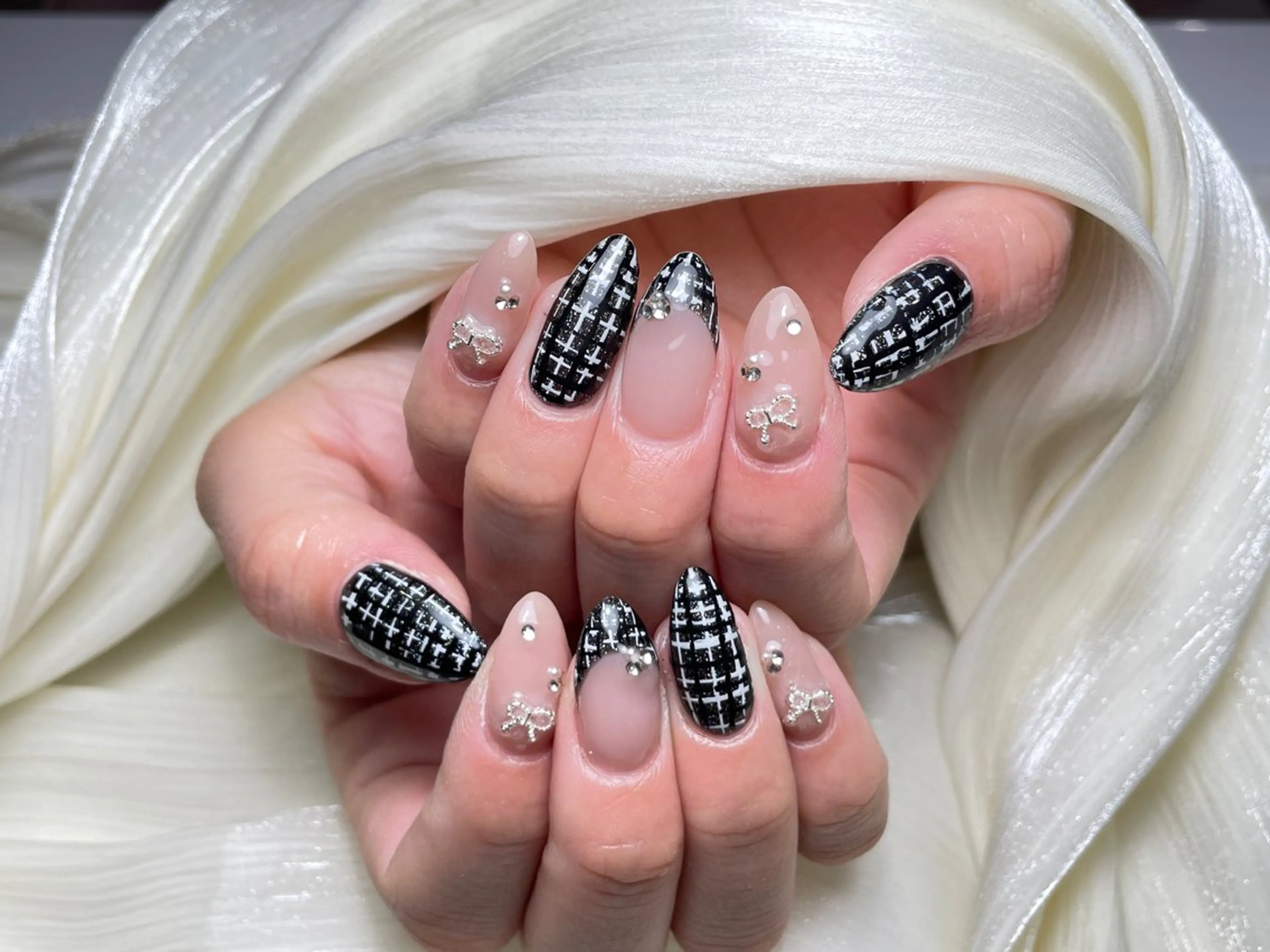 ネイル も ものネイルデザイン