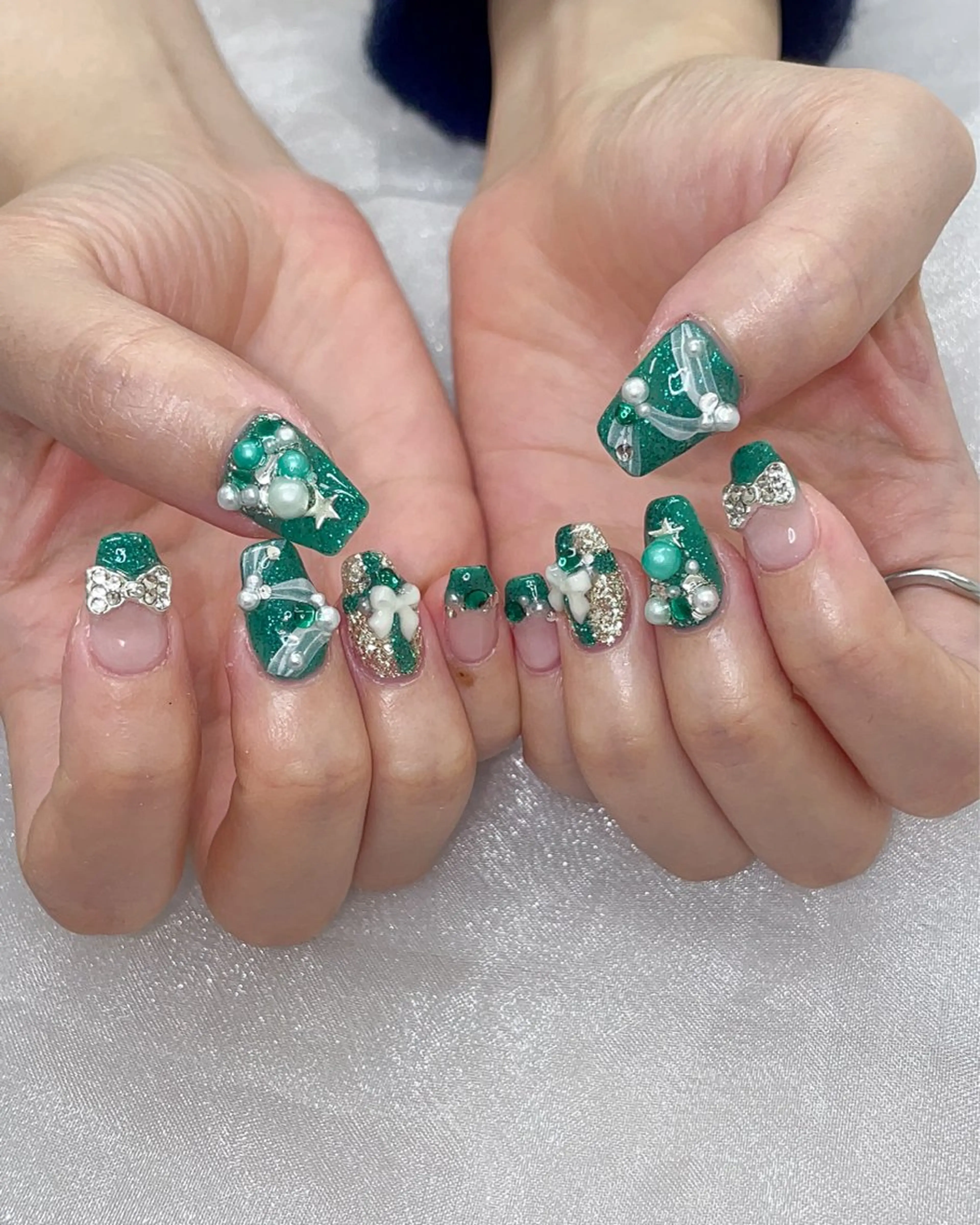 ネイル 持ち込み ハンドネイル 五十嵐 美智のネイルデザイン