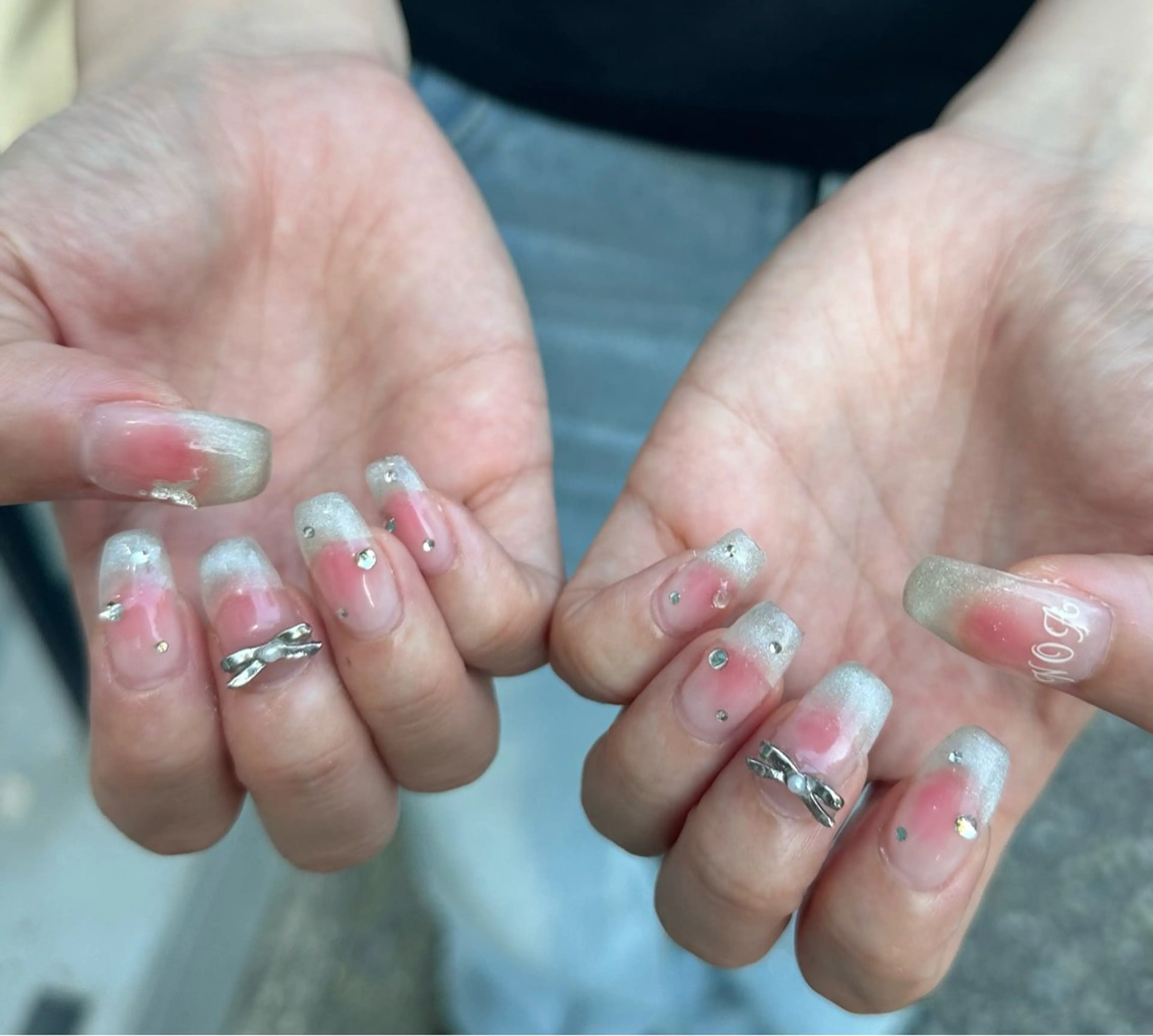 ネイル LAVISH nanamiのネイルデザイン