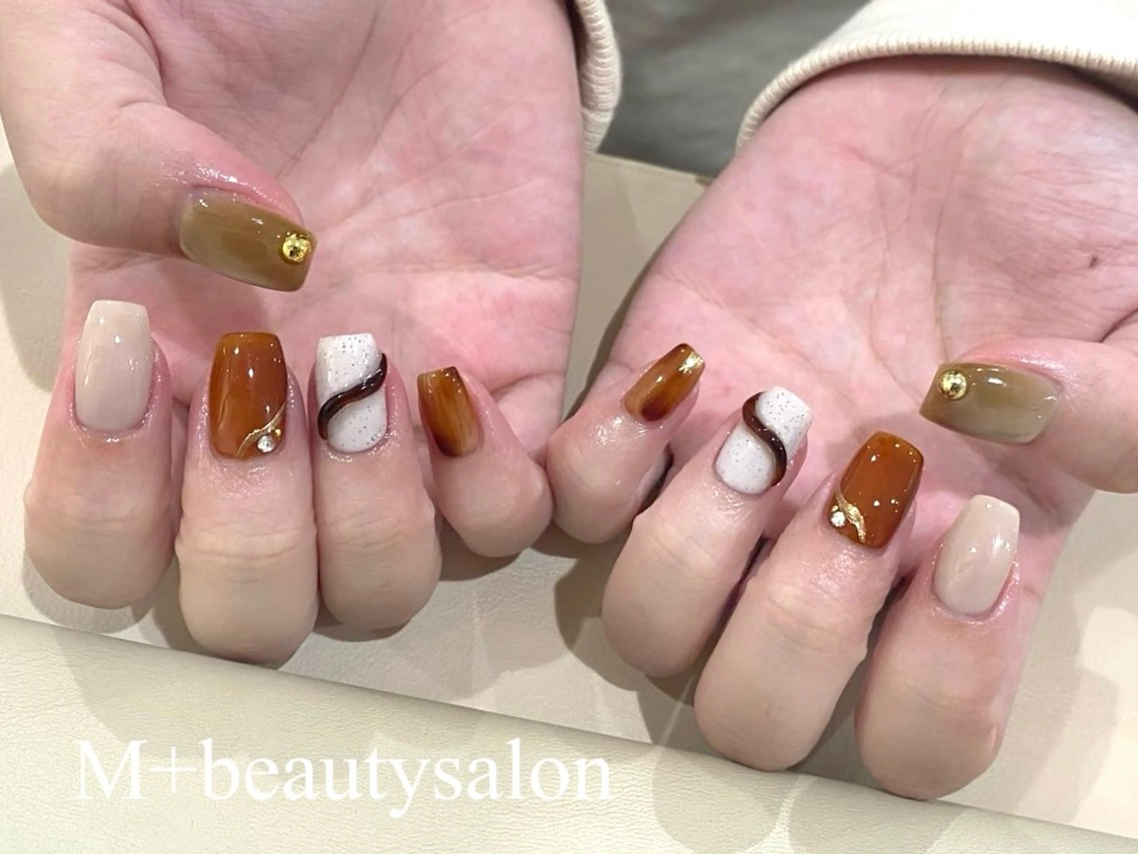 ネイル M+  Beauty Salonのネイルデザイン