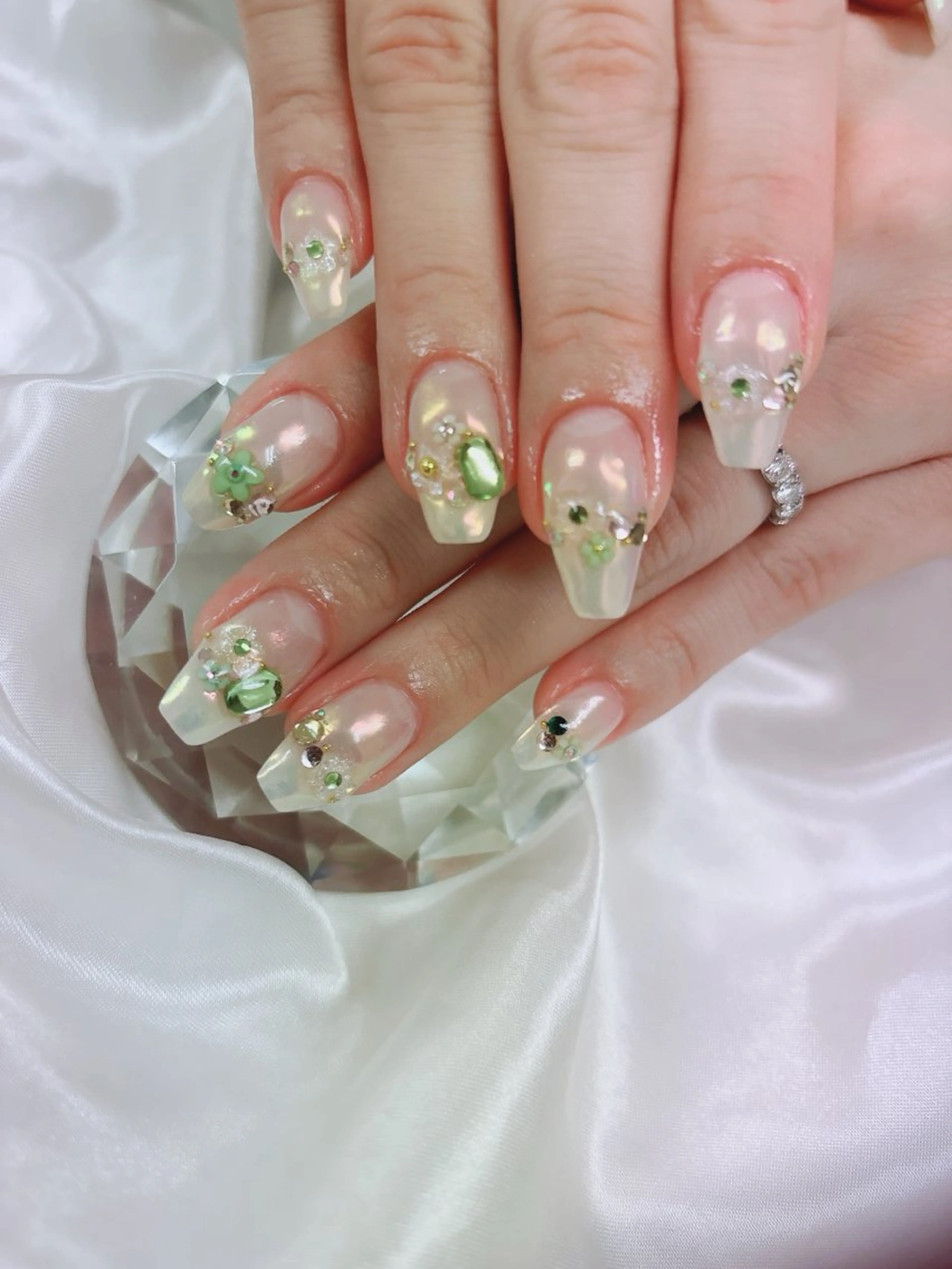 ネイル アートネイル フットネイル フレンチネイル ジェルネイル グラデーション ハンドネイル 💎ビューティサロン 湘南　RIRAN💎のネイルデザイン