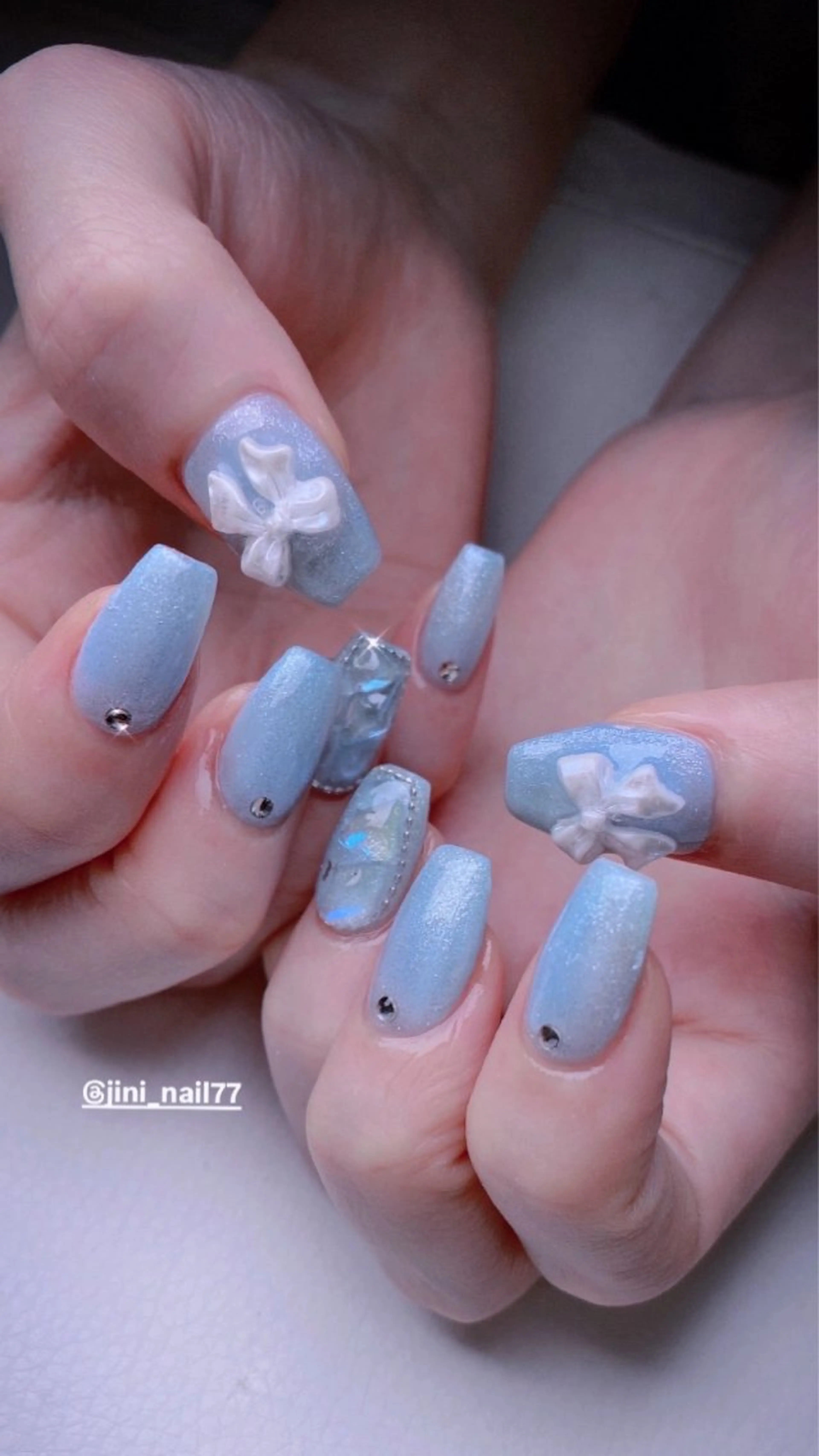 ネイル JINI NAIL所属・ジニ ネイルのネイルデザイン