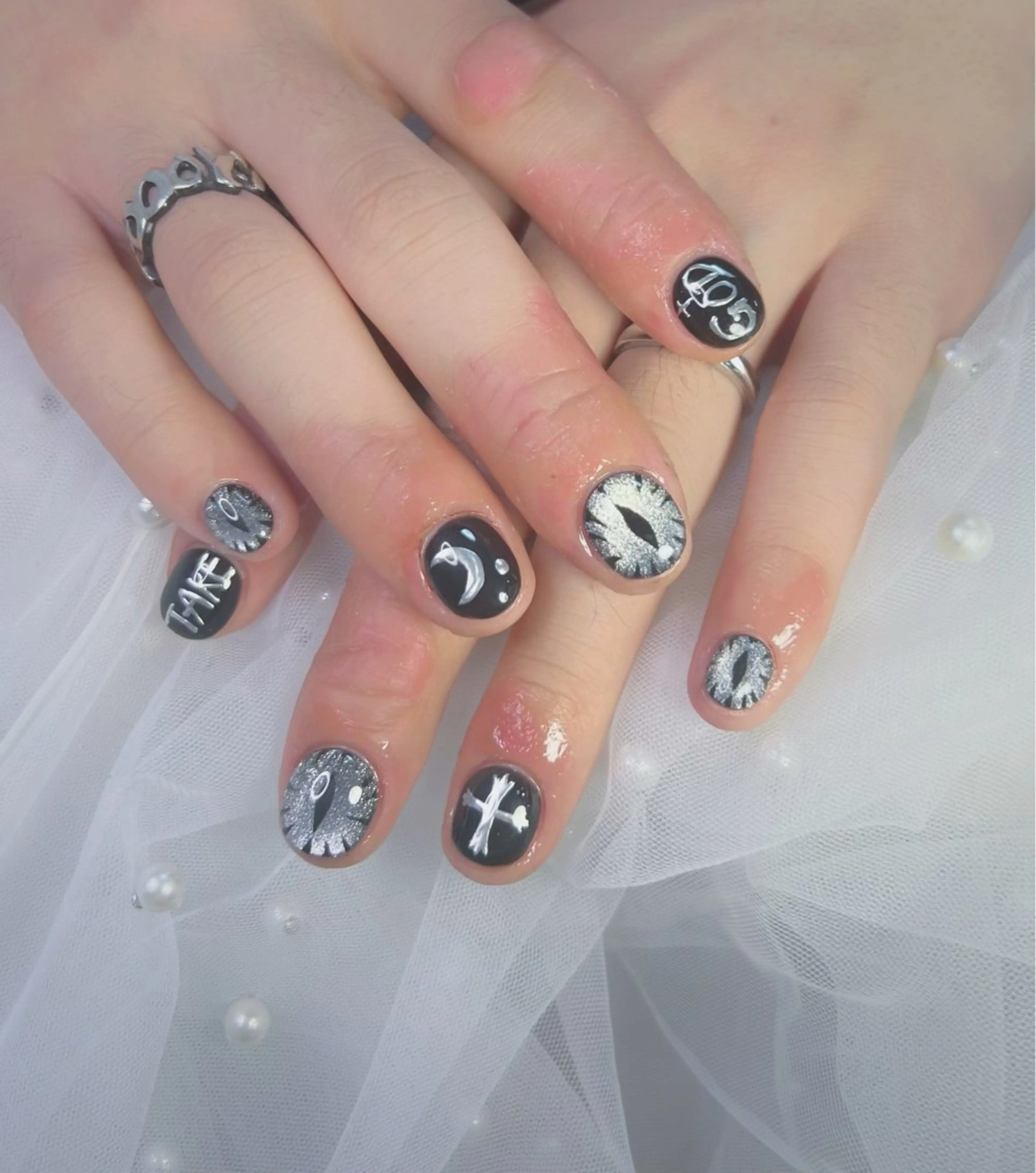 ネイル オーロラネイル 長さ出し フットネイル 韓国ネイル ラメ(グリッター) ハンドネイル 👍thumbs up nail👍のネイルデザイン