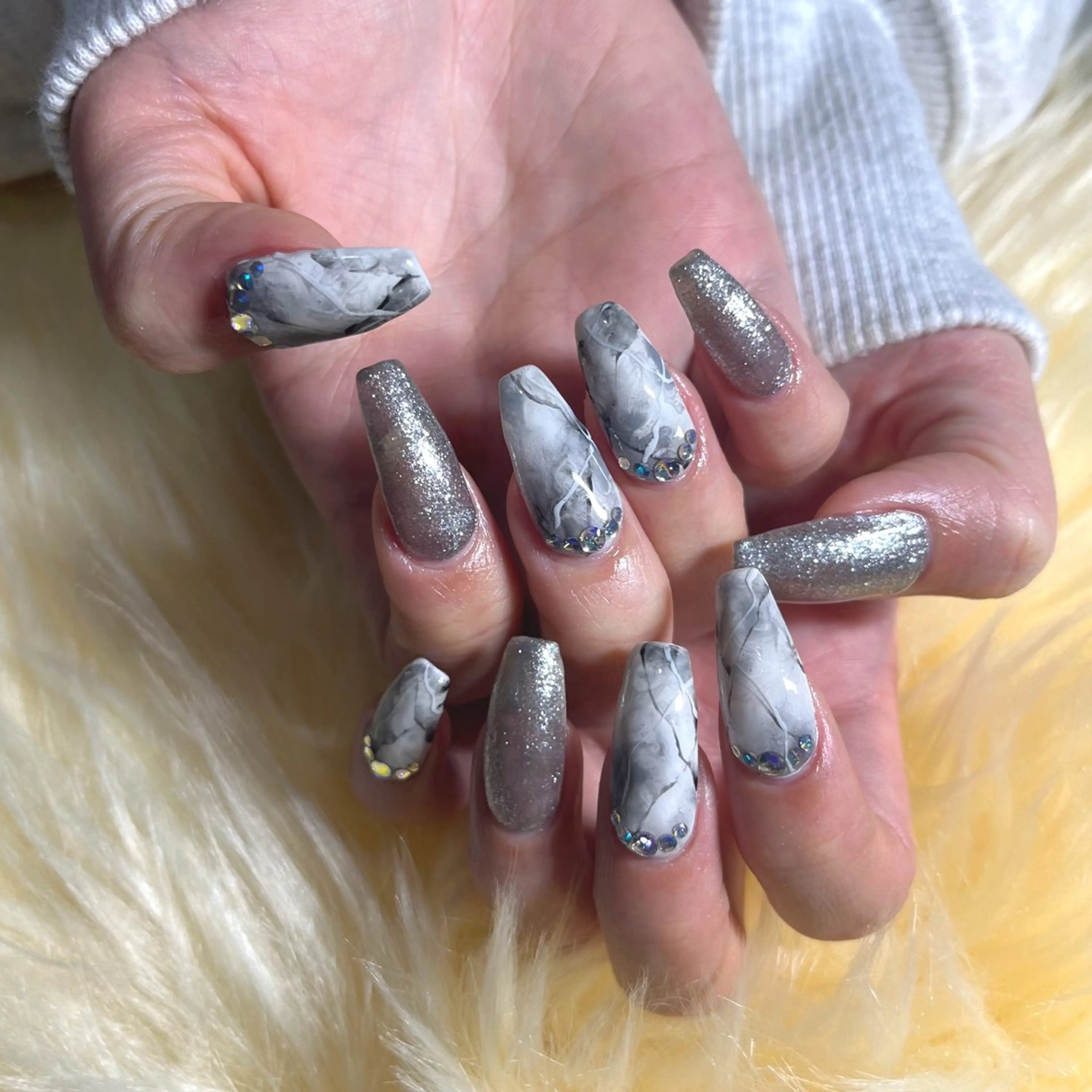 ネイル ハンドネイル Betty ✶のマツエク・マツパデザイン