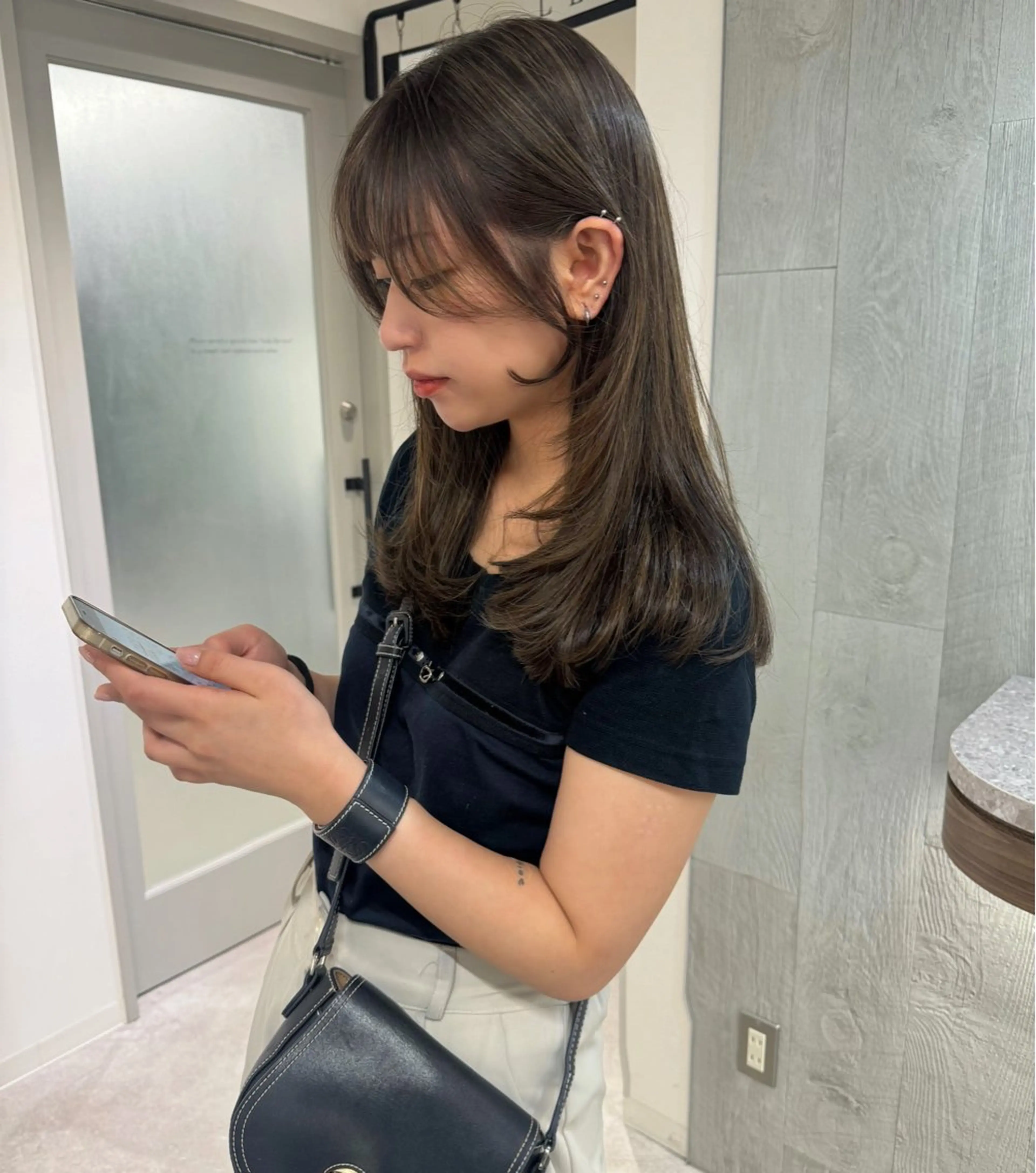 セミロング レイヤーカット カット umu.［韓国ヘア /レイヤーカット］のヘアスタイル