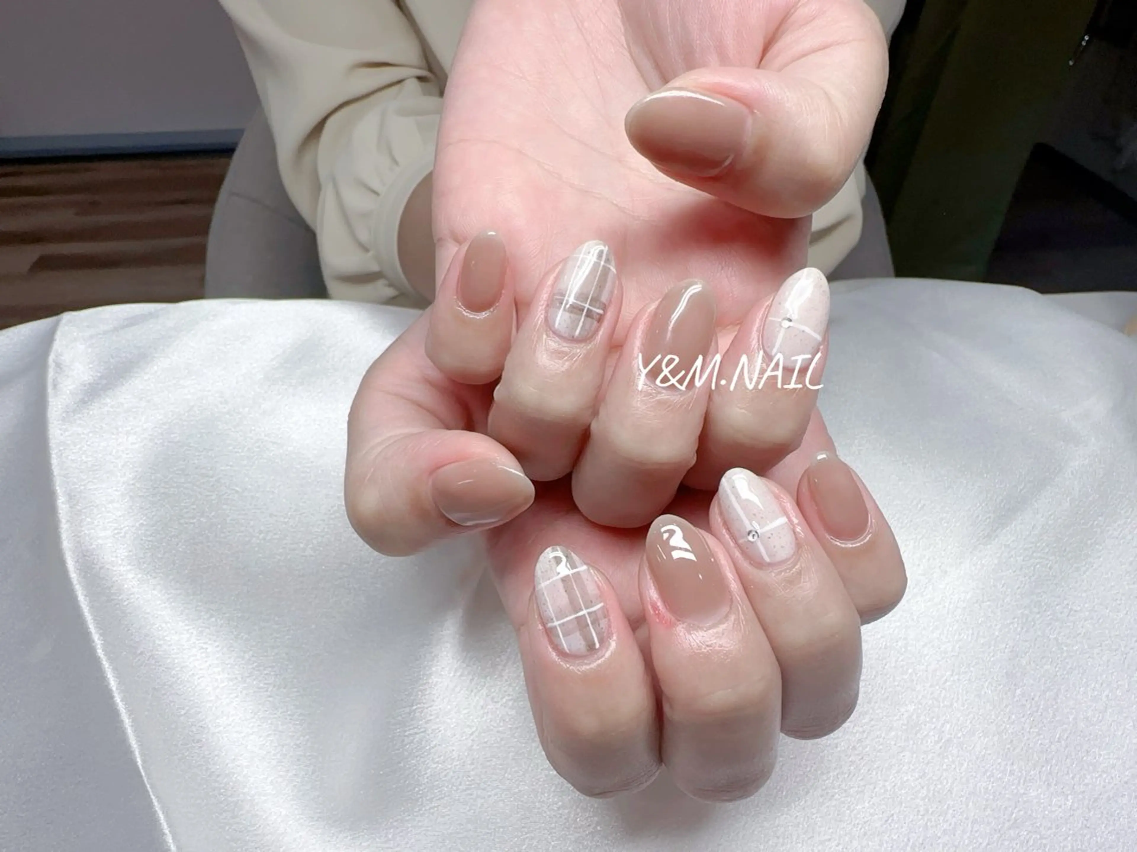 ネイル Ui_Amor (パラジェル)のネイルデザイン