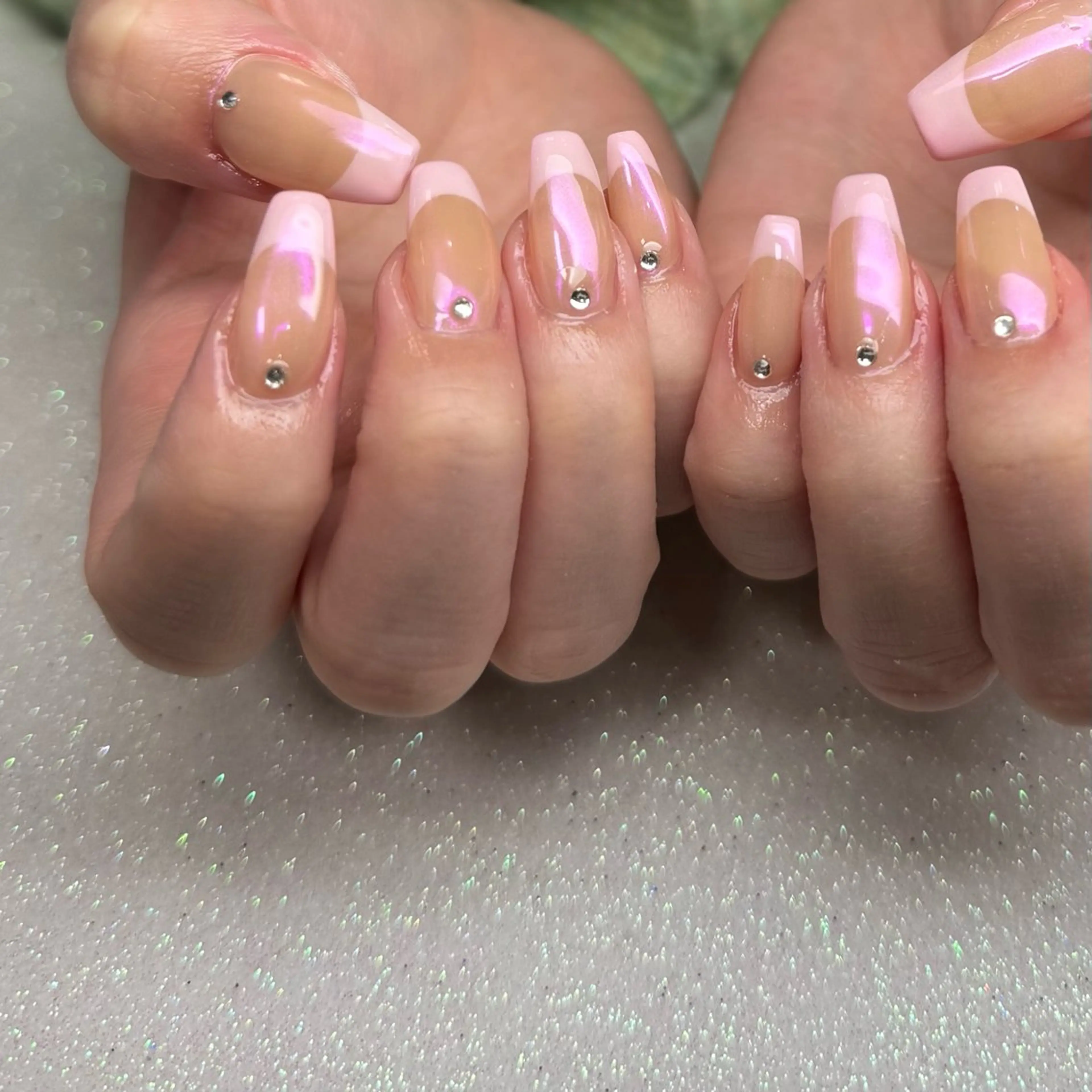 ネイル ハンドネイル VIERU 🌈🎀💖のネイルデザイン