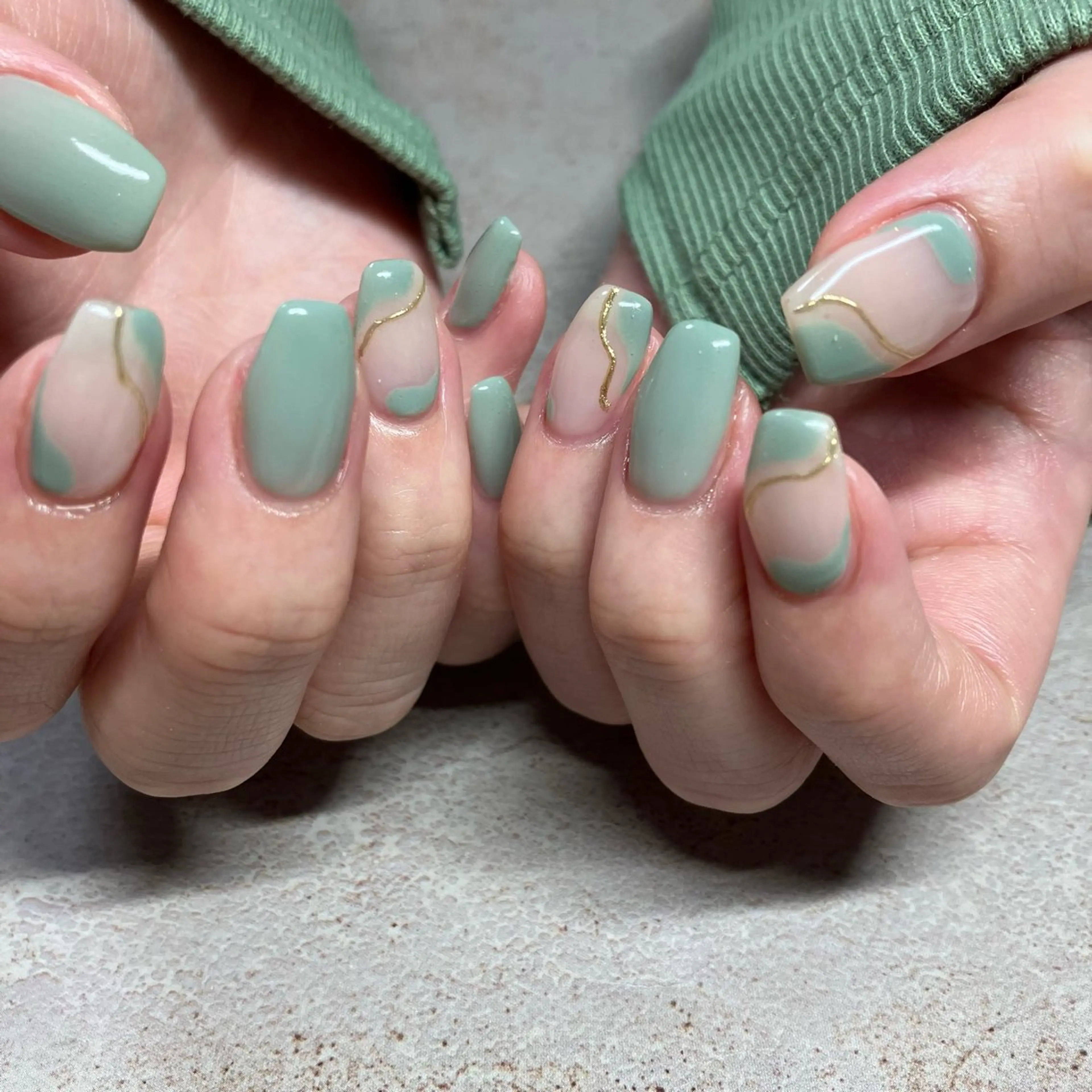 ネイル ハンドネイル clocln  / Suzukaのネイルデザイン