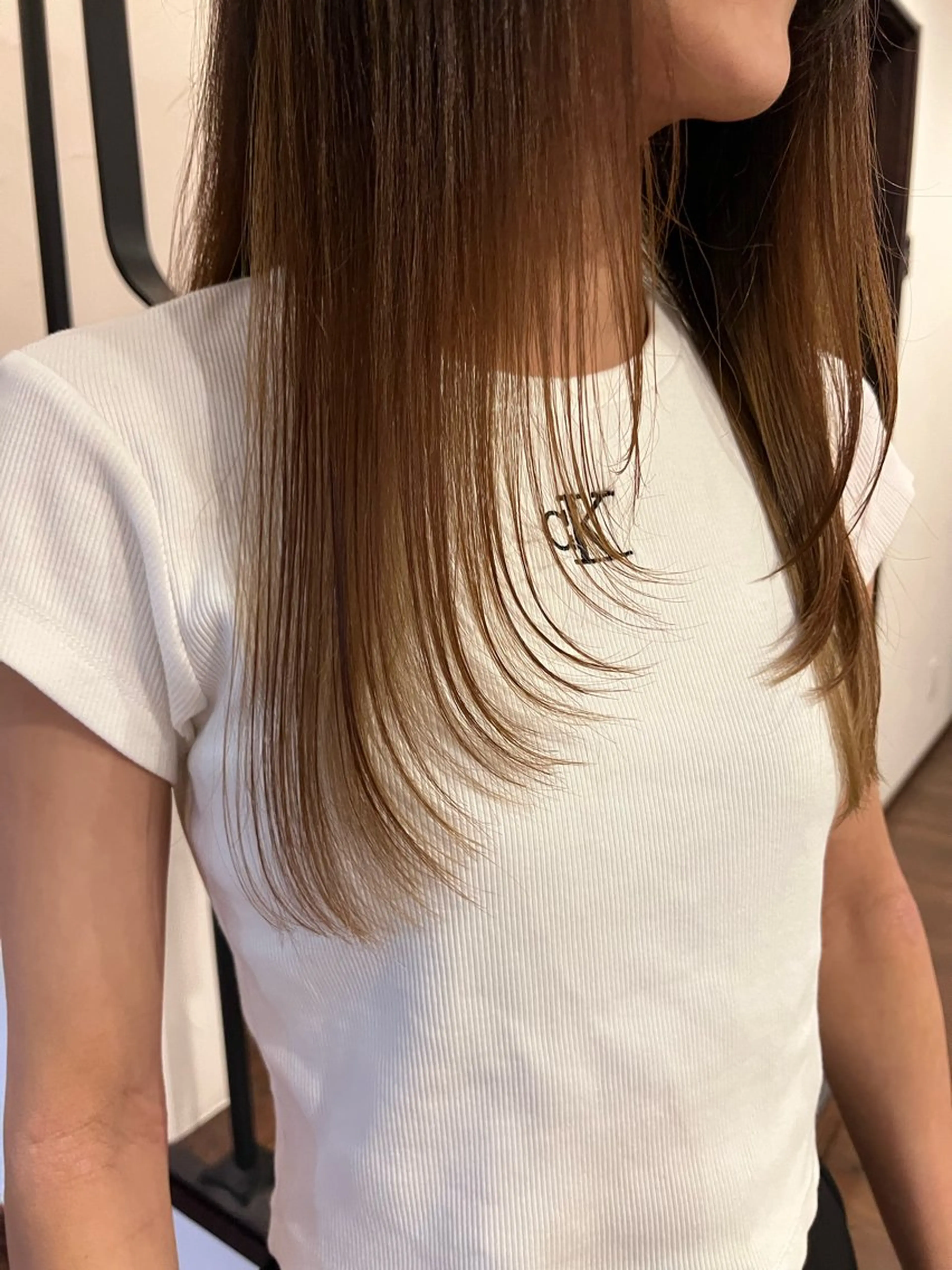 ロング 顔周りカット レイヤーカット 美容室 Luccica HAWAII所属・ミディアム/ボブ/ Shukaのヘアスタイル