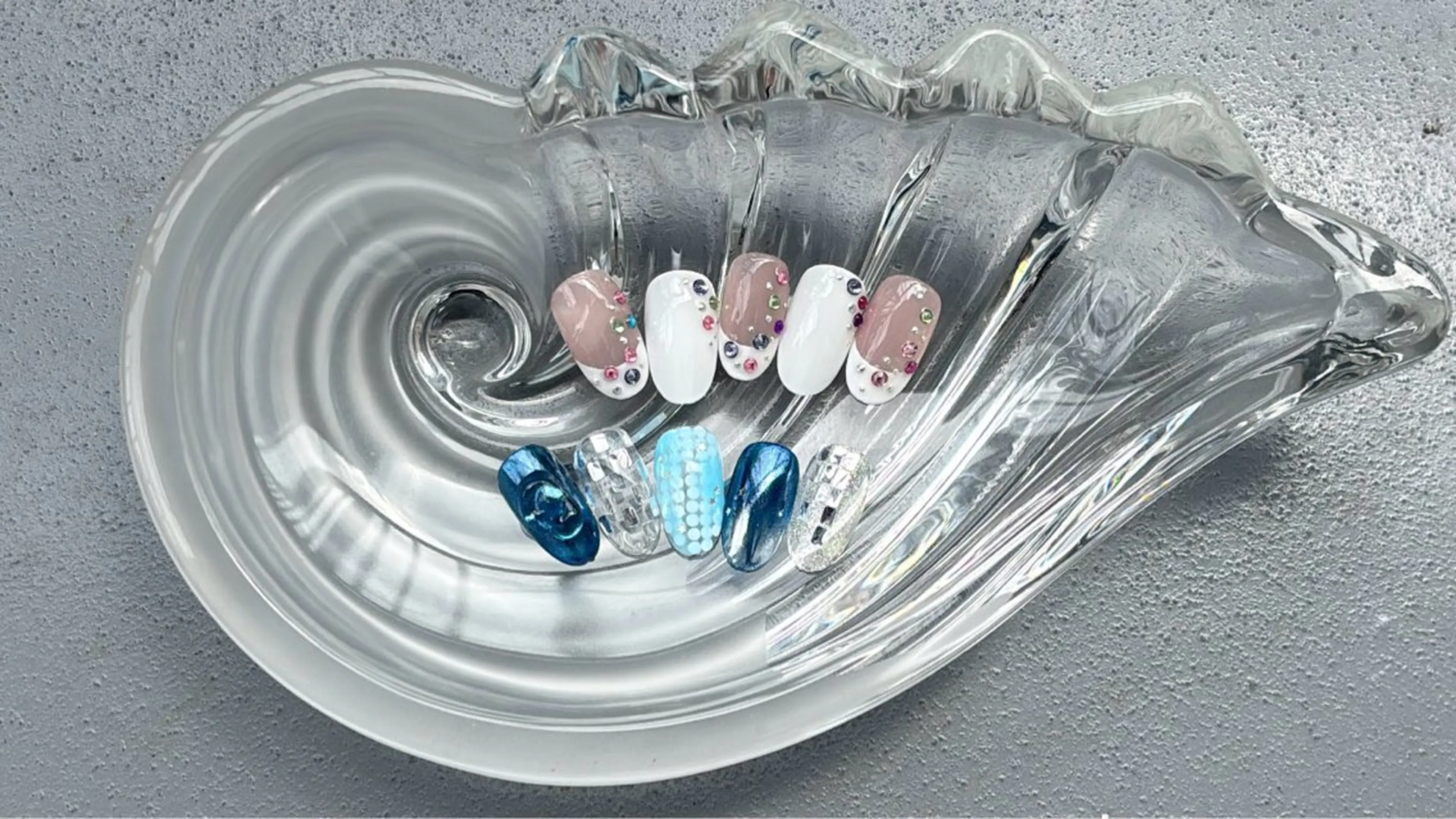 ネイル Kiki / art nailのネイルデザイン