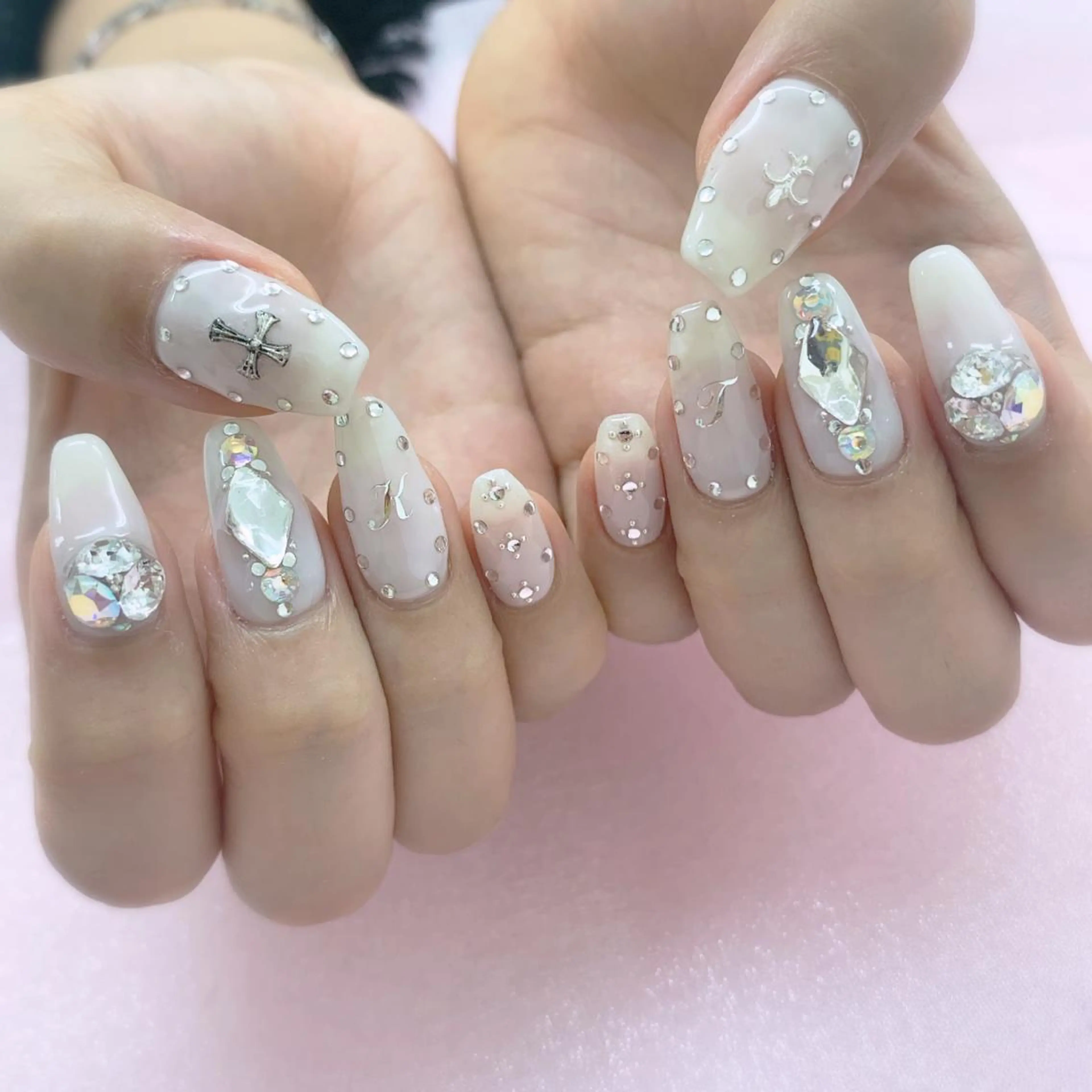 ネイル ハンドネイル 五十嵐 美智のネイルデザイン