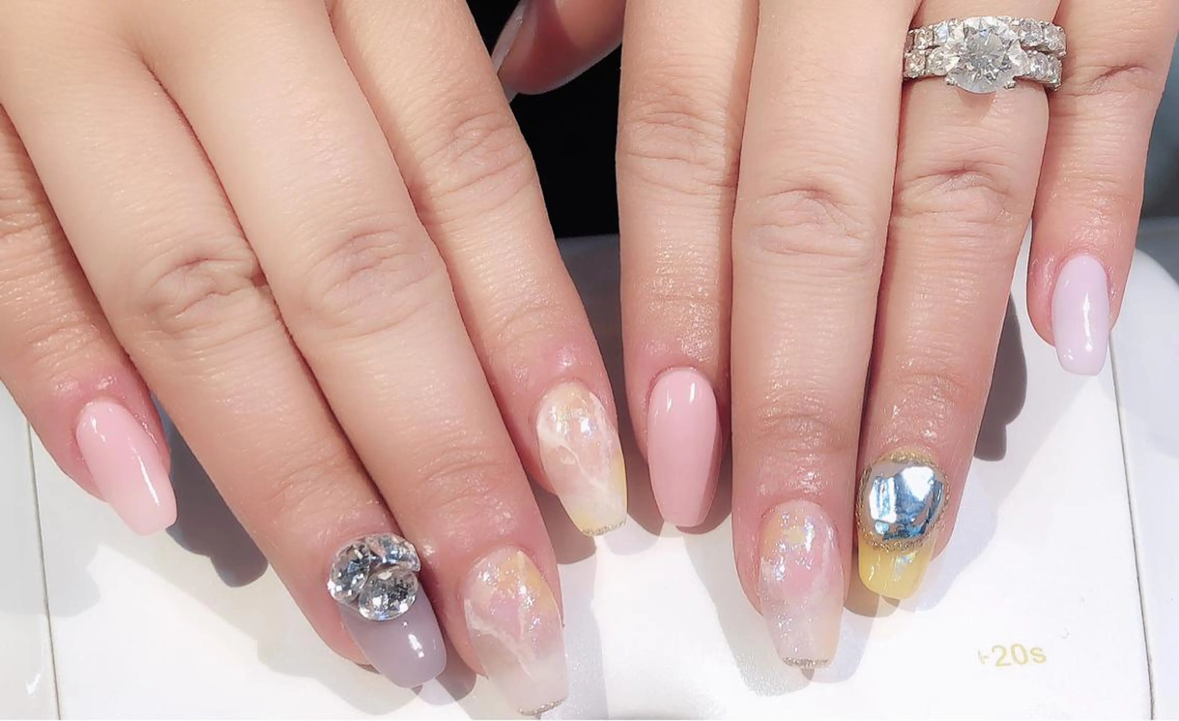 ネイル ネイルチップ R salonのネイルデザイン