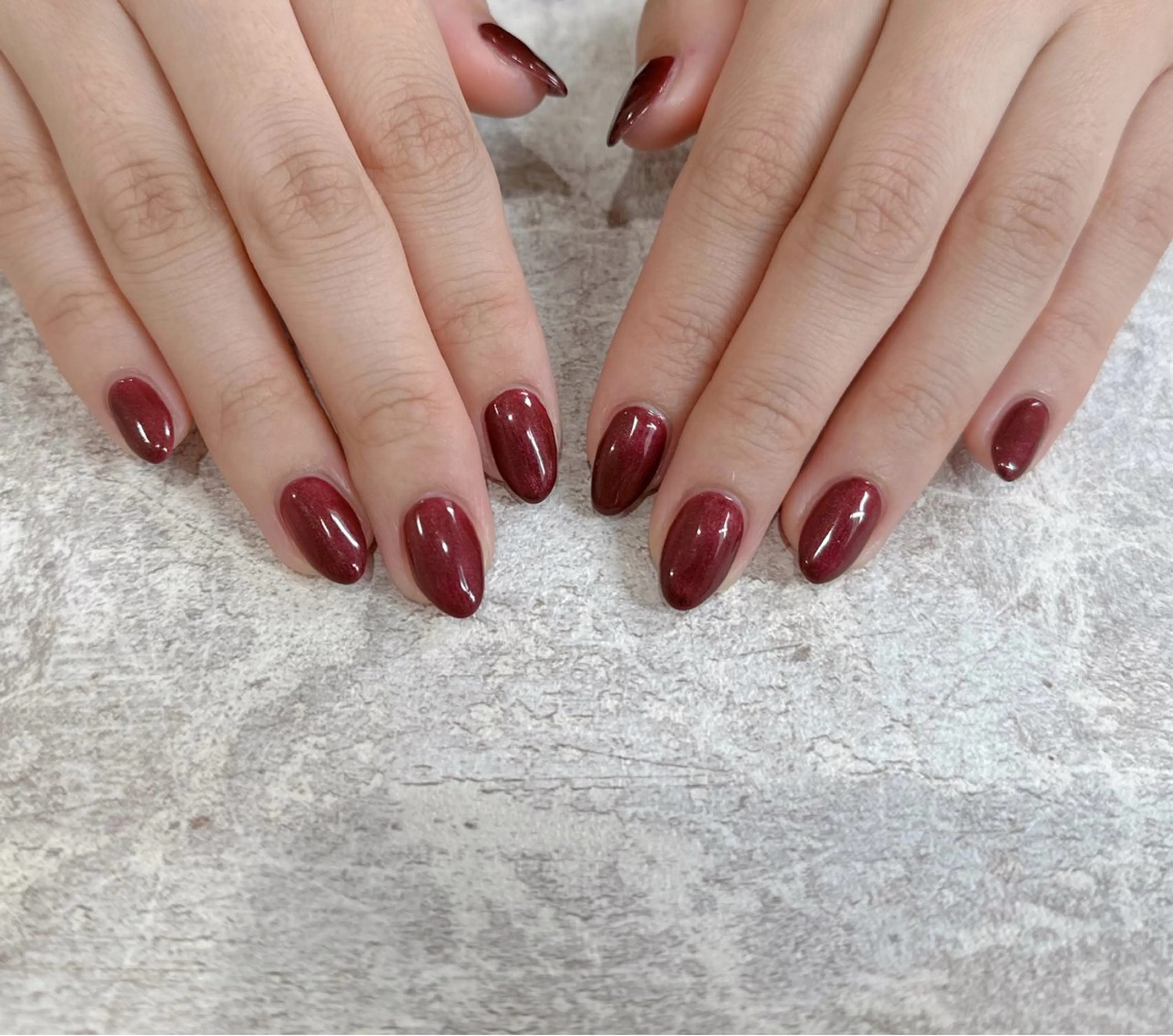 ネイル ボルドー ジェルネイル ワンカラーネイル パラジェル 赤色 Luana nail (ルアナネイル)のネイルデザイン