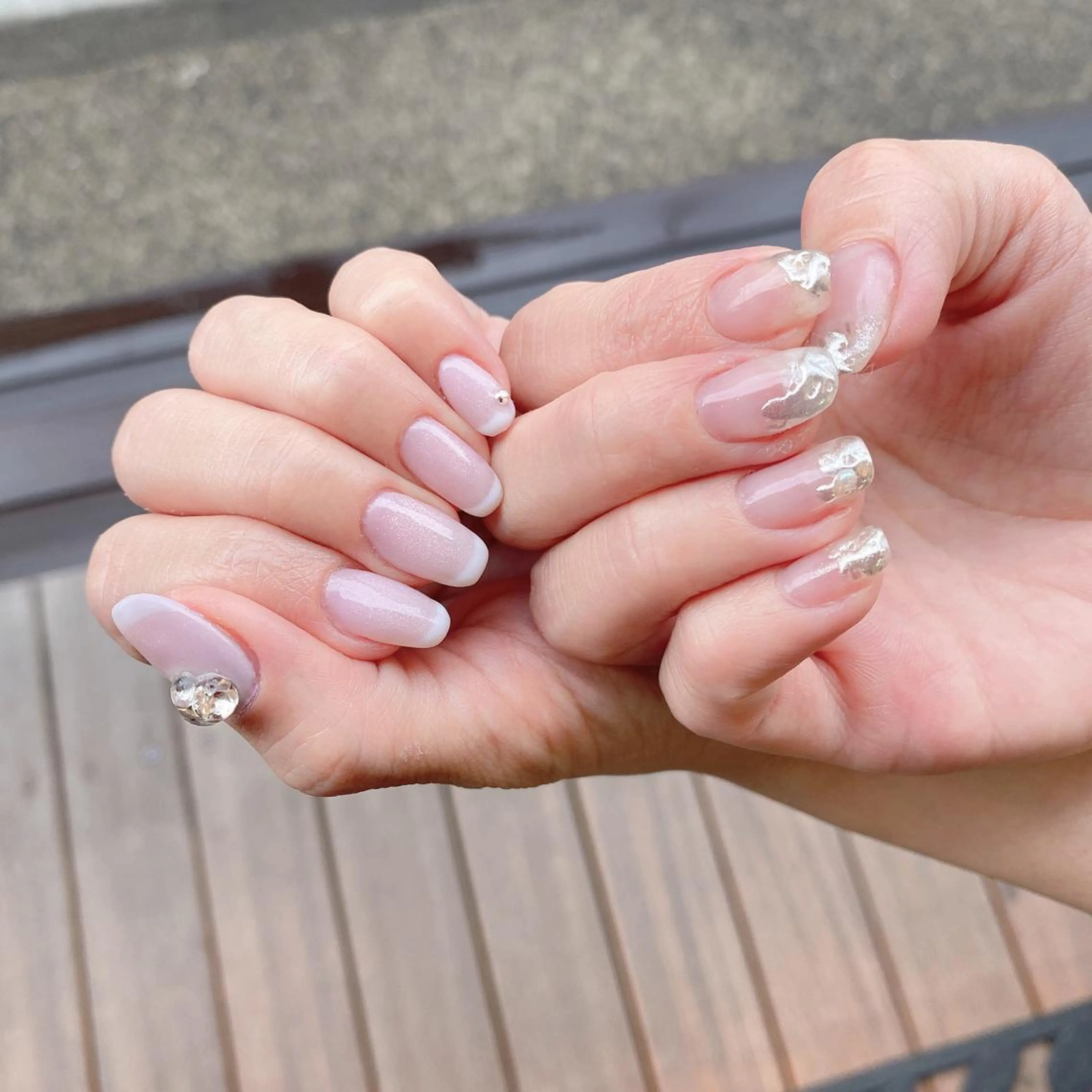 ネイル フレンチネイル ニュアンスネイル 【育児休暇中】今中 沙季のネイルデザイン