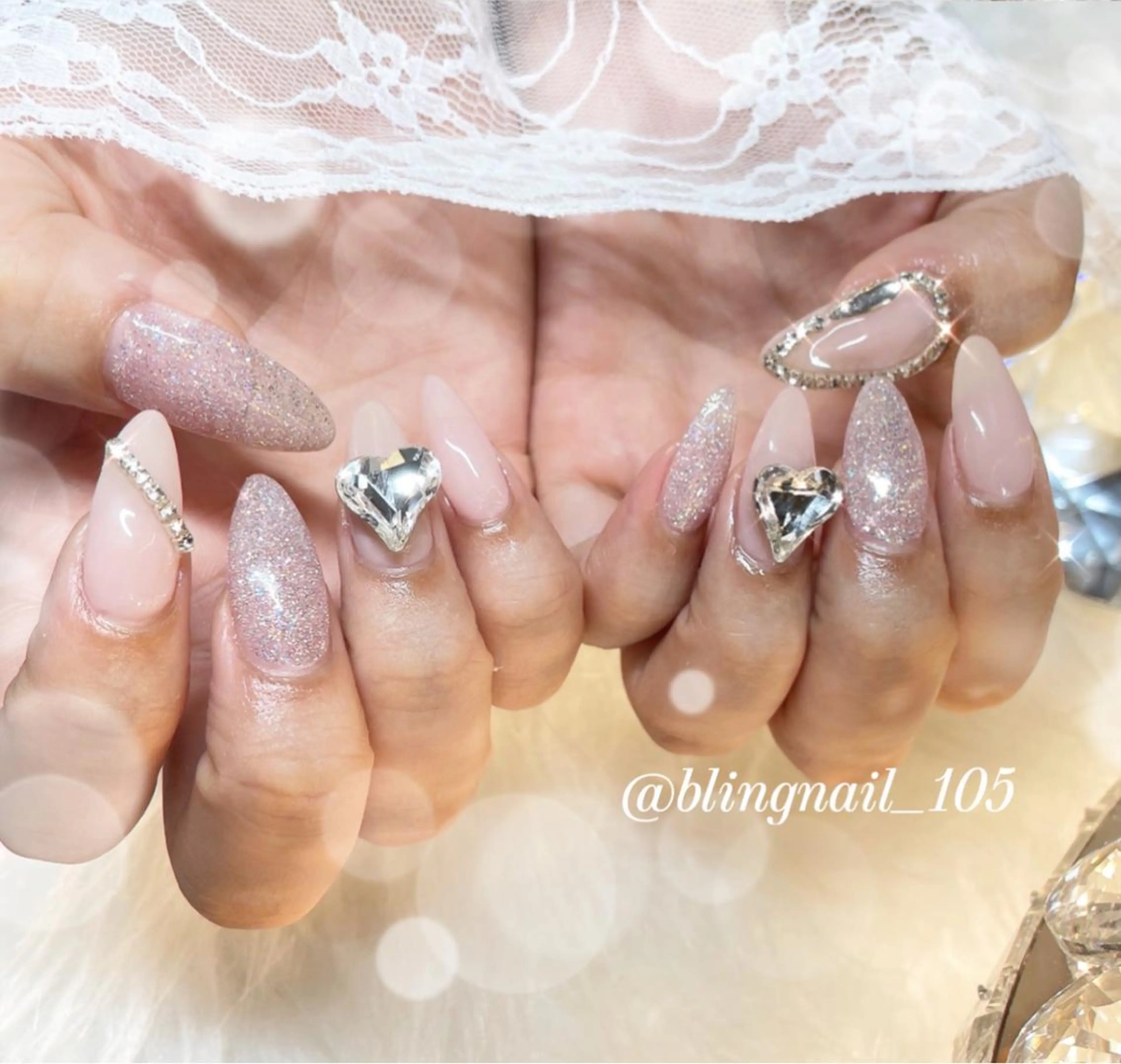 ネイル 23時まで❤︎韓国、 ワンホンネイルのネイルデザイン