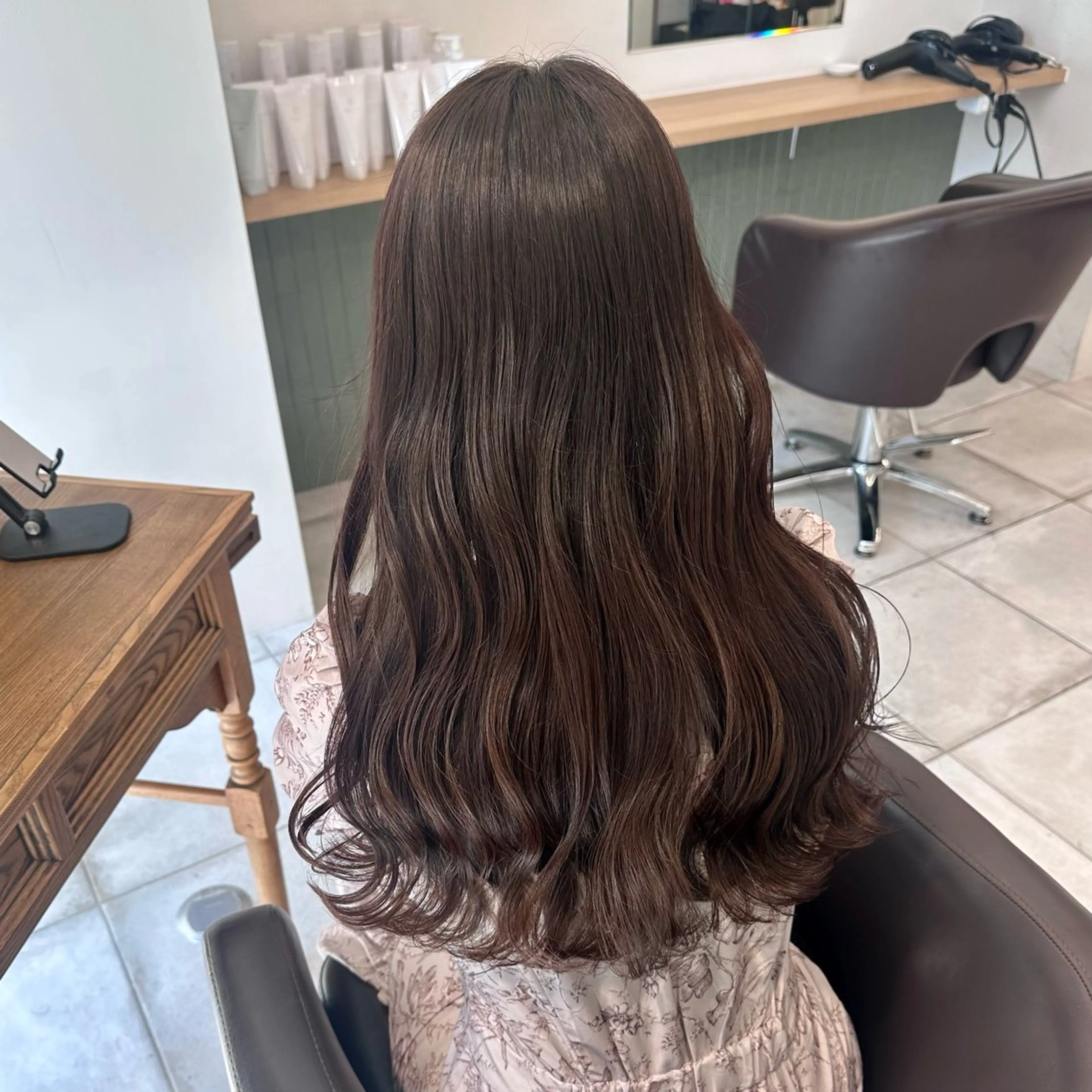 ロング カラー カット ヘアカラー トリートメント ブリーチなし/レイヤ ー特化🌈Tommyのヘアスタイル