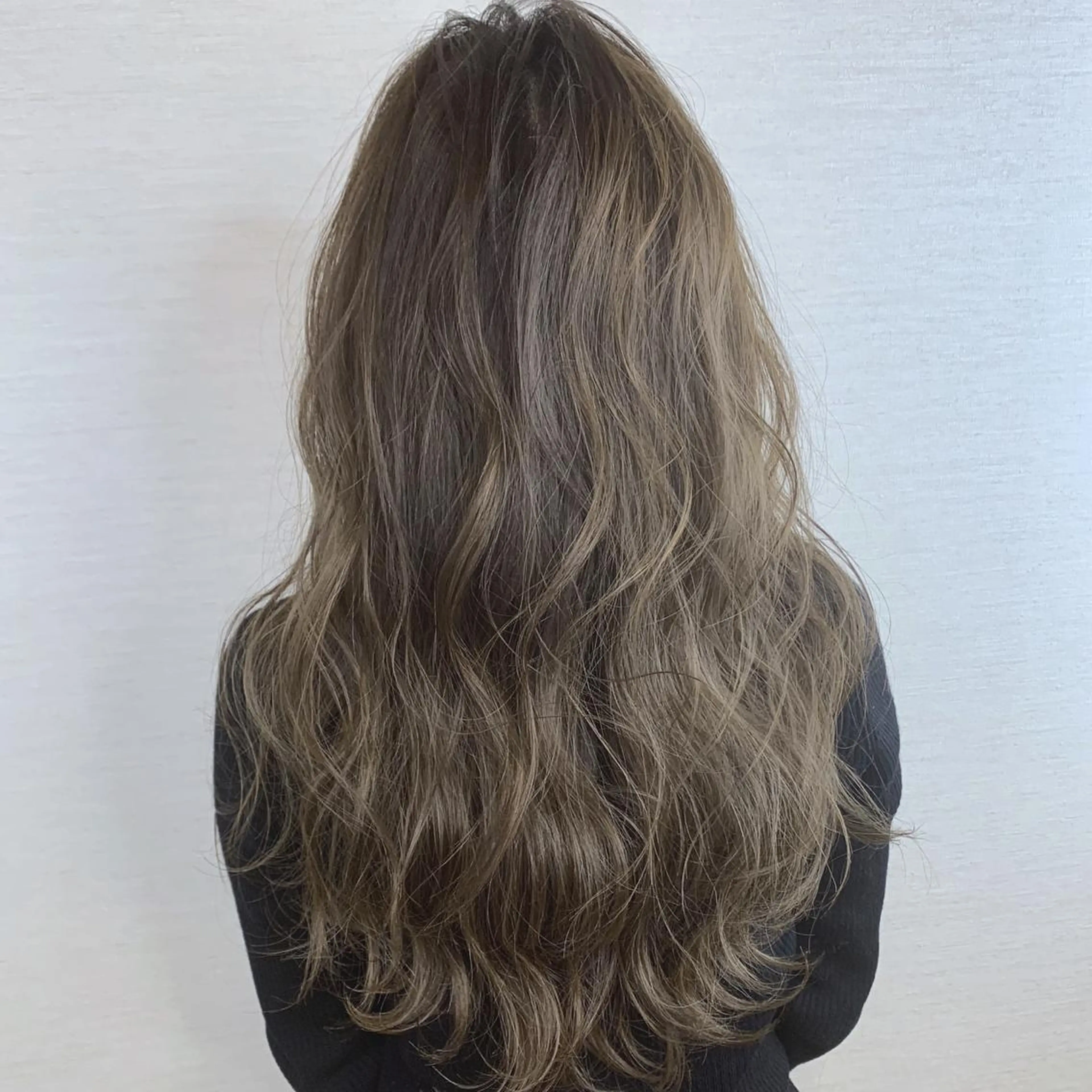 ロング ブリーチなしダブル/ レイヤーカット 小棹のヘアスタイル