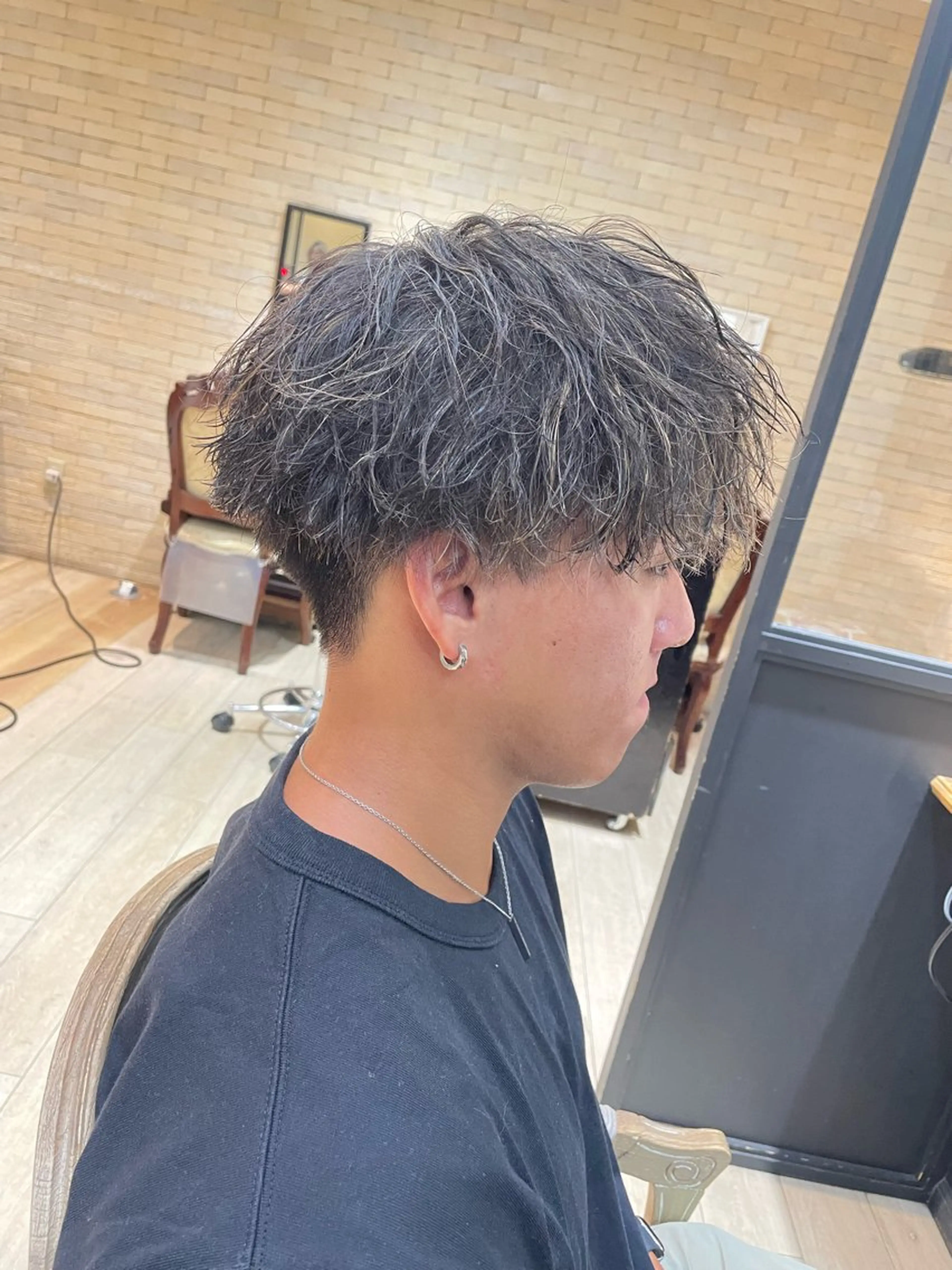 メンズ 亀川蓮 Agu hairのヘアスタイル