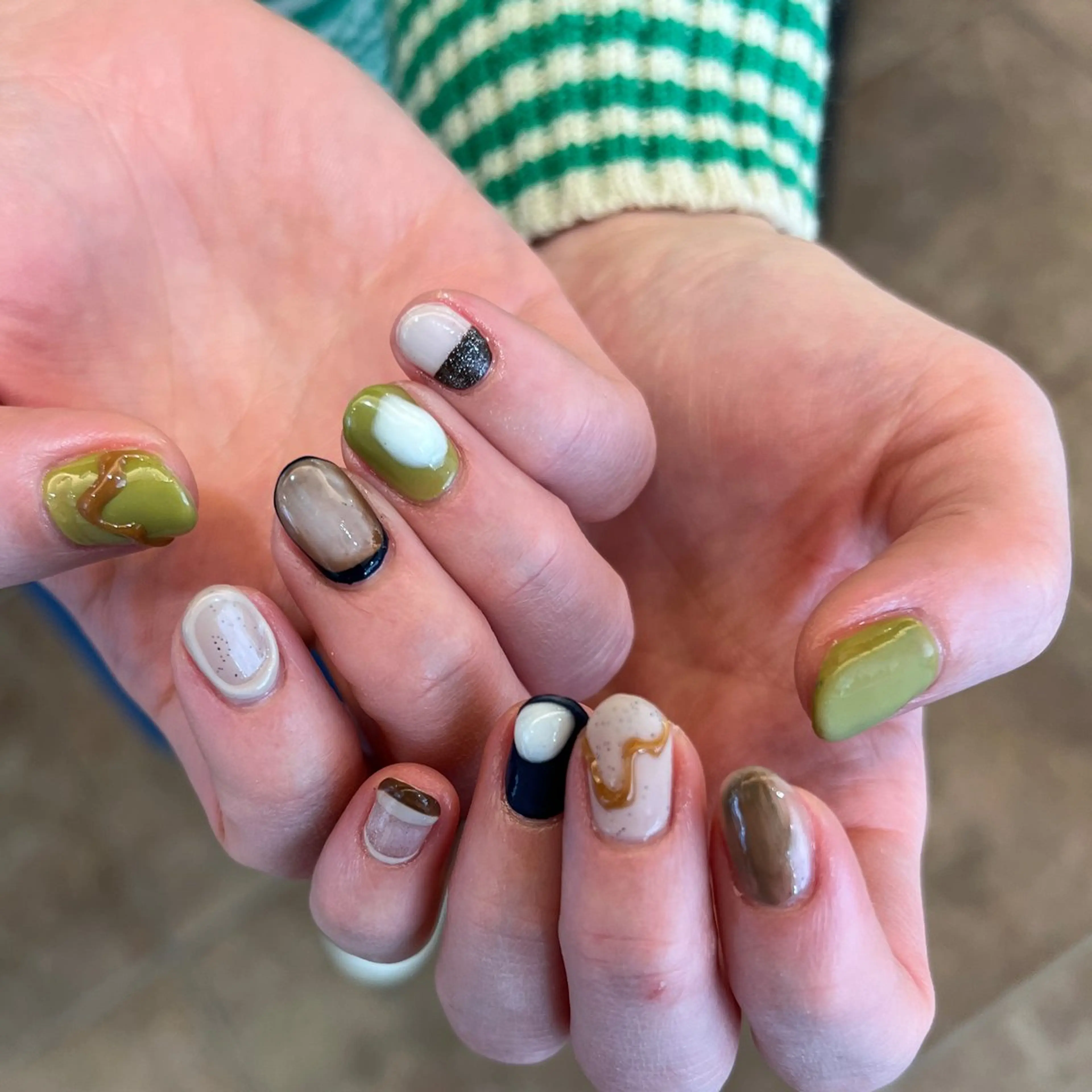 ネイル ハンドネイル 河野 弥月のネイルデザイン