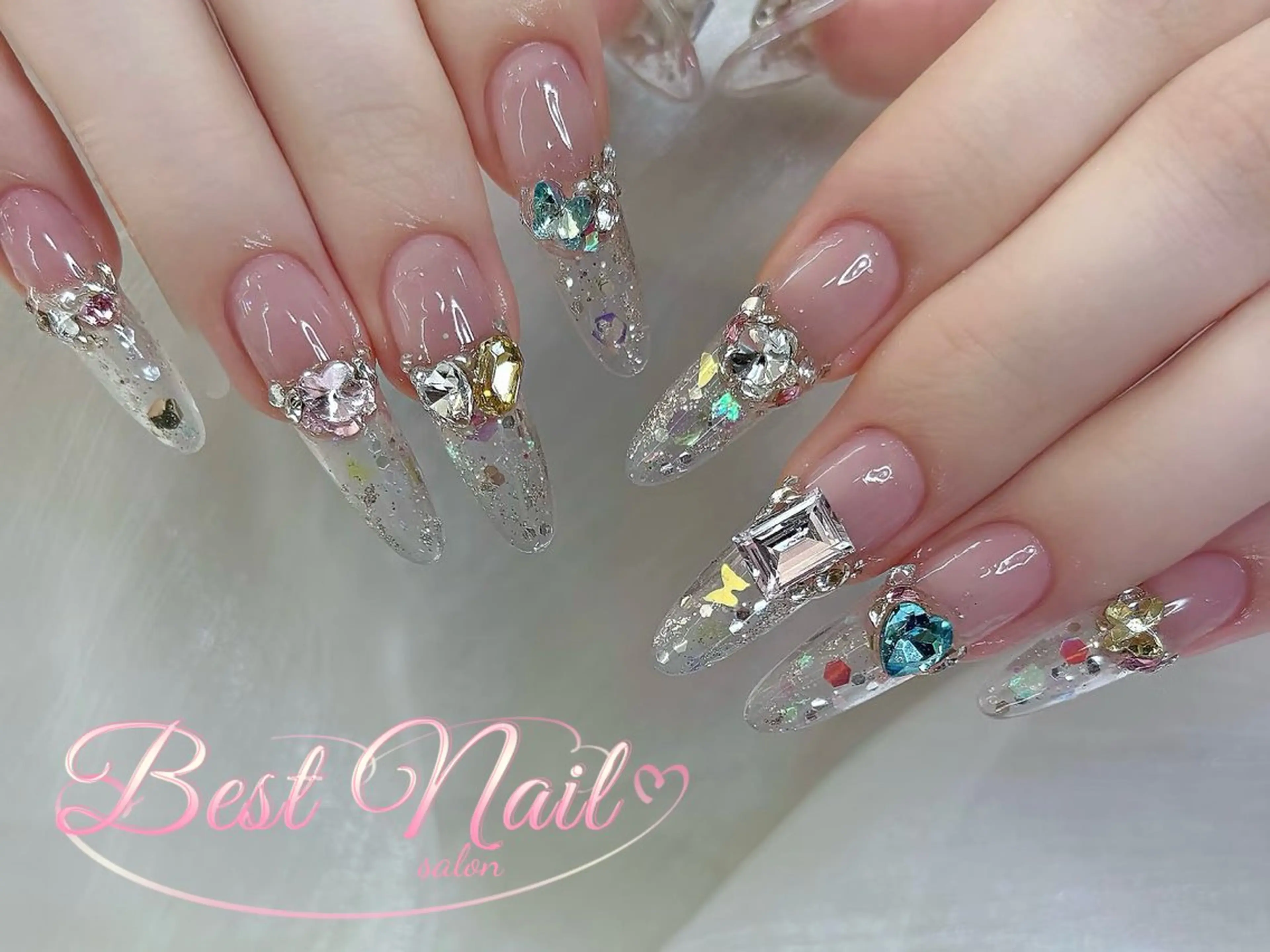 ネイル アートネイル オーロラネイル クリアネイル 長さ出し フレンチネイル More Glam渋谷店のネイルデザイン