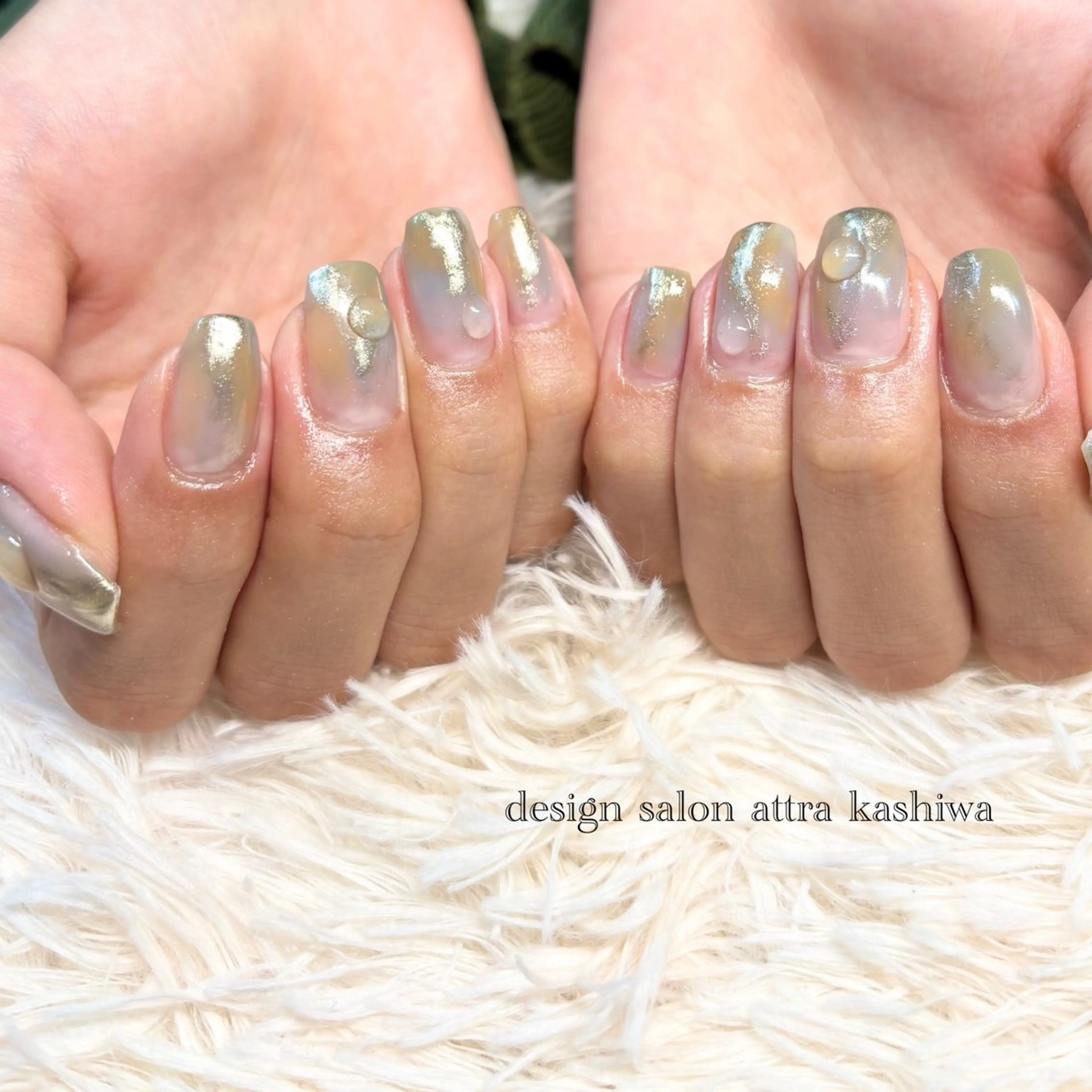 ネイル ニュアンスネイル attra  柏店 suzuのネイルデザイン