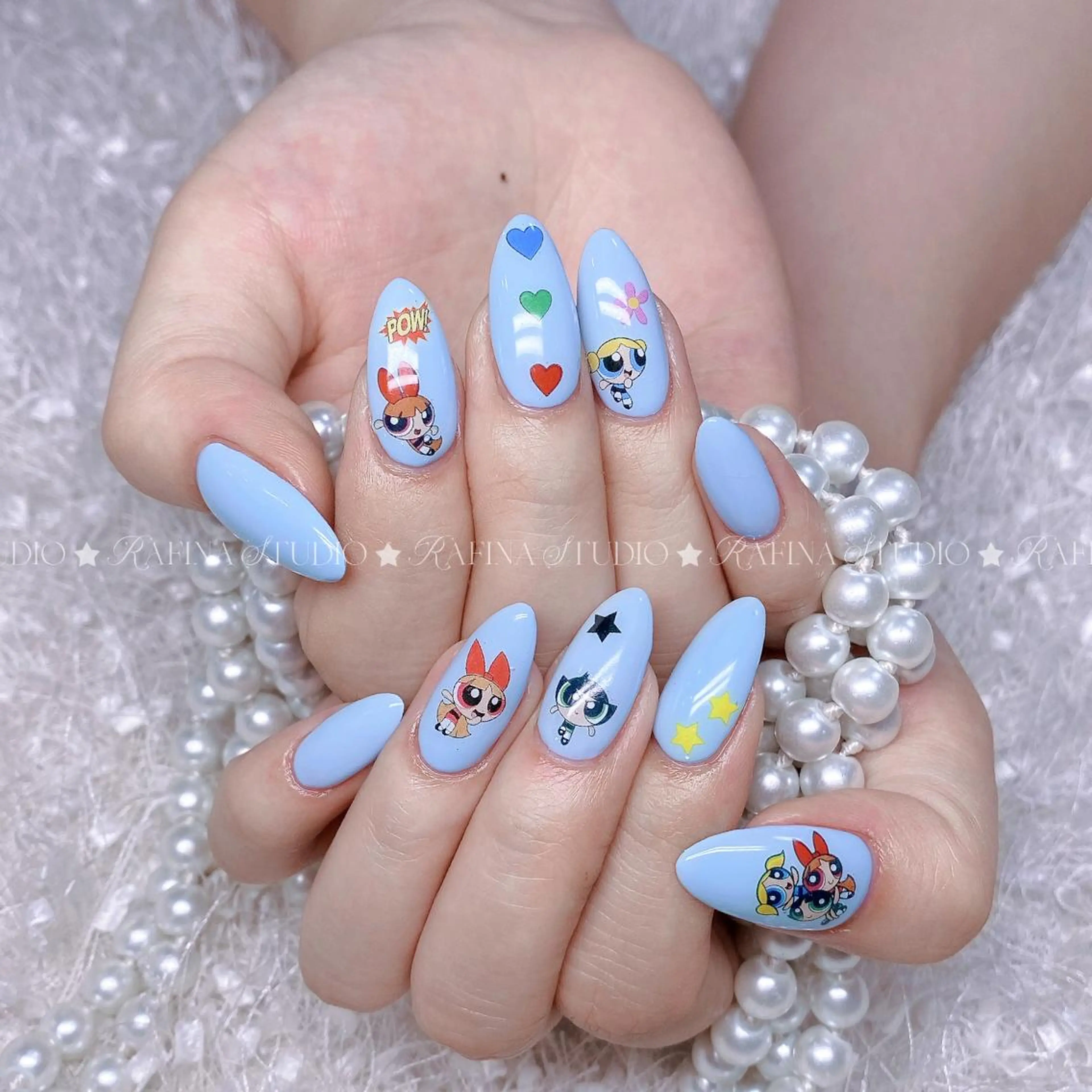 ネイル 玲央 YOYOのネイルデザイン