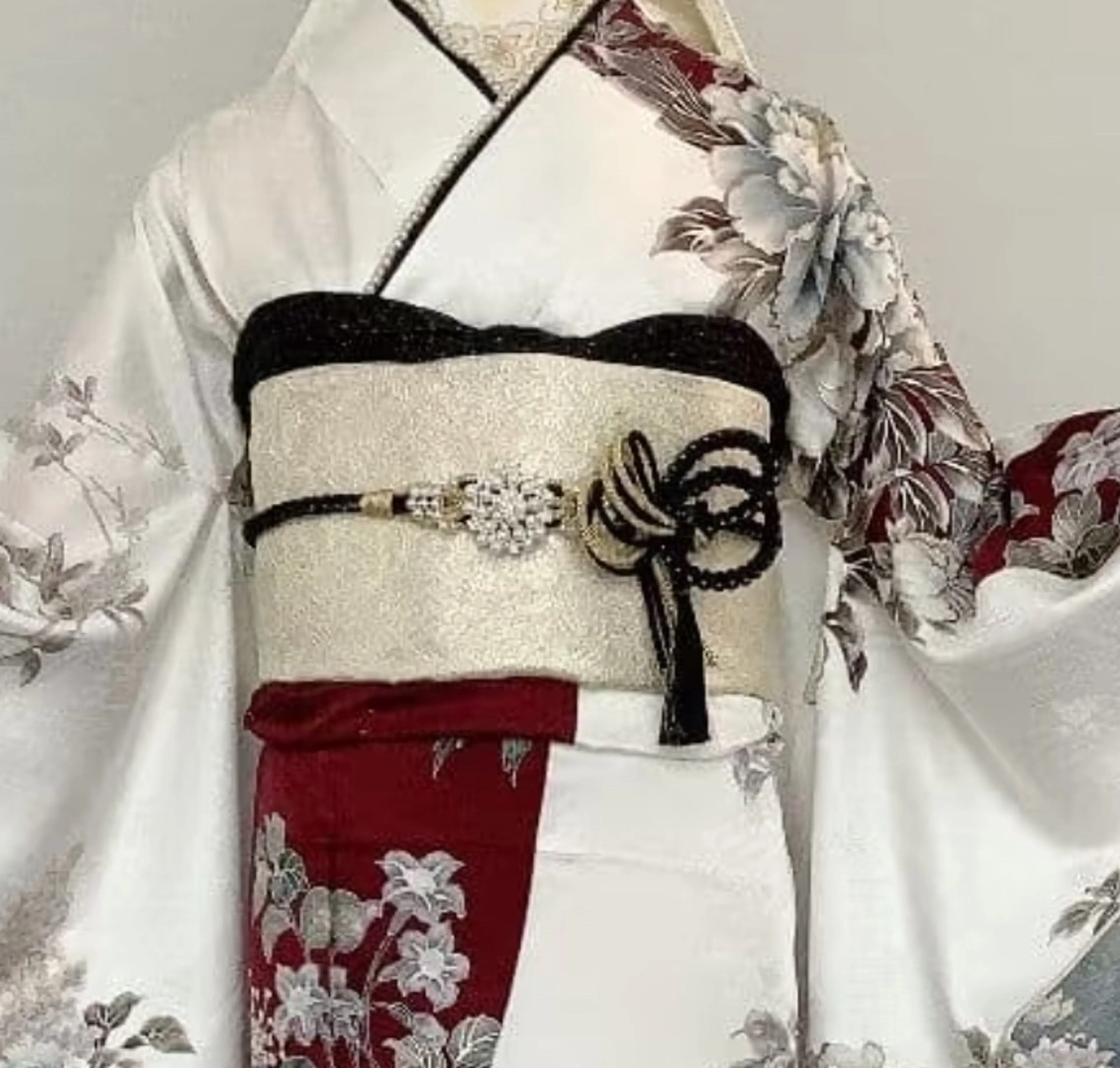 【成人式ネイル】持ち込みデザイン4本～6本（ジェルオフ➕500)の写真