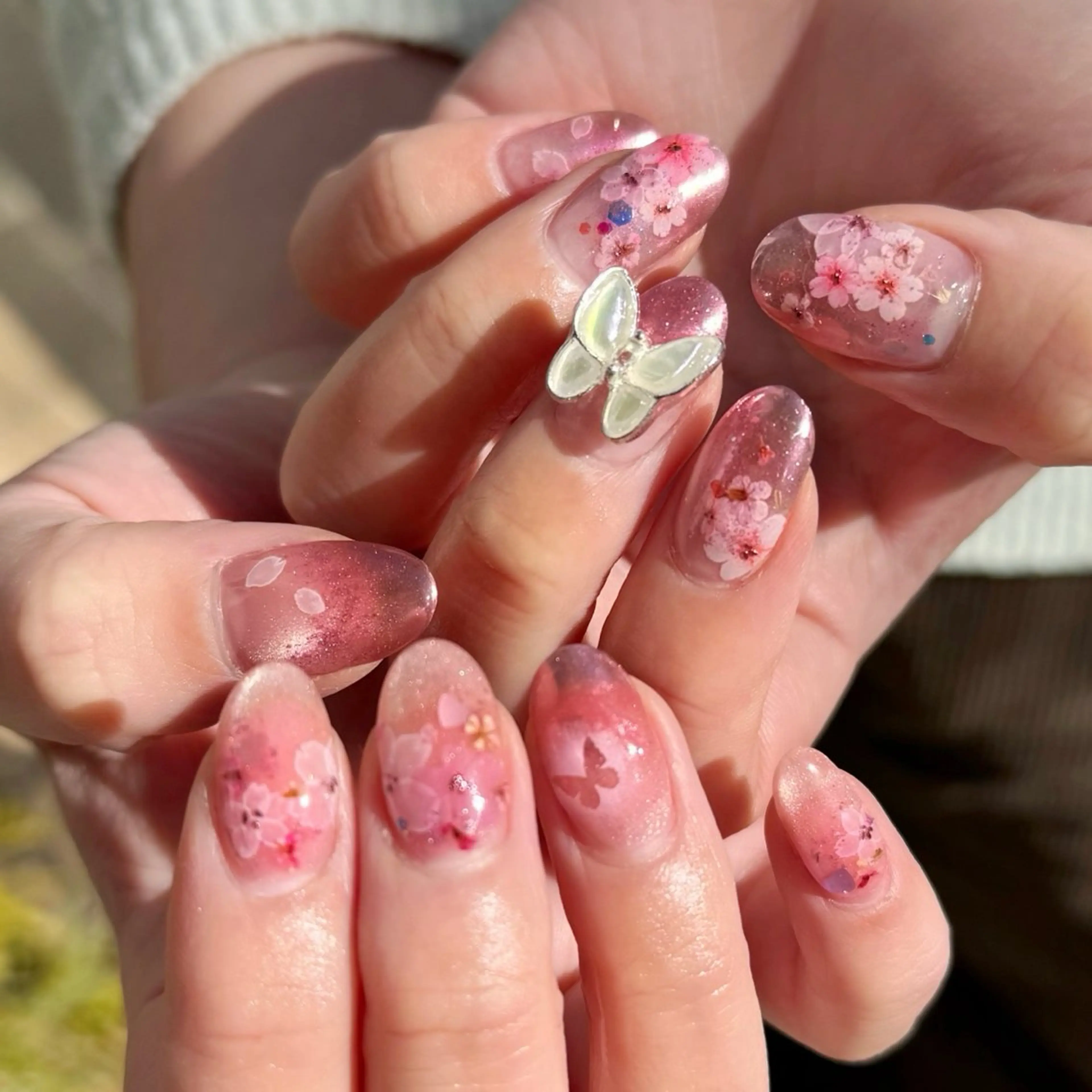 ネイル ハンドネイル glossnail MIKIのネイルデザイン