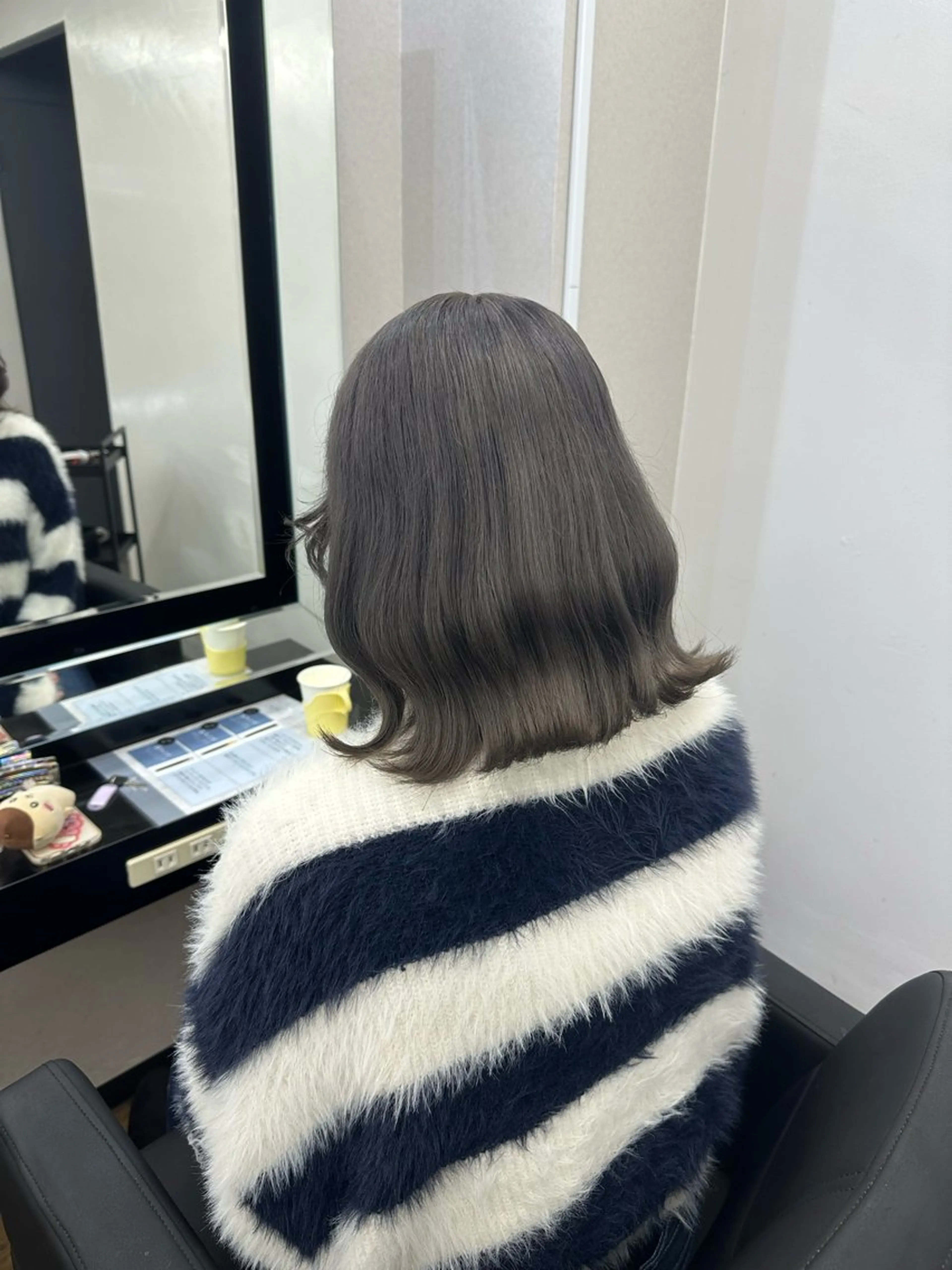 ミディアム ヘアカラー 韓国ヘア×ハイトーン AYA💫のヘアスタイル