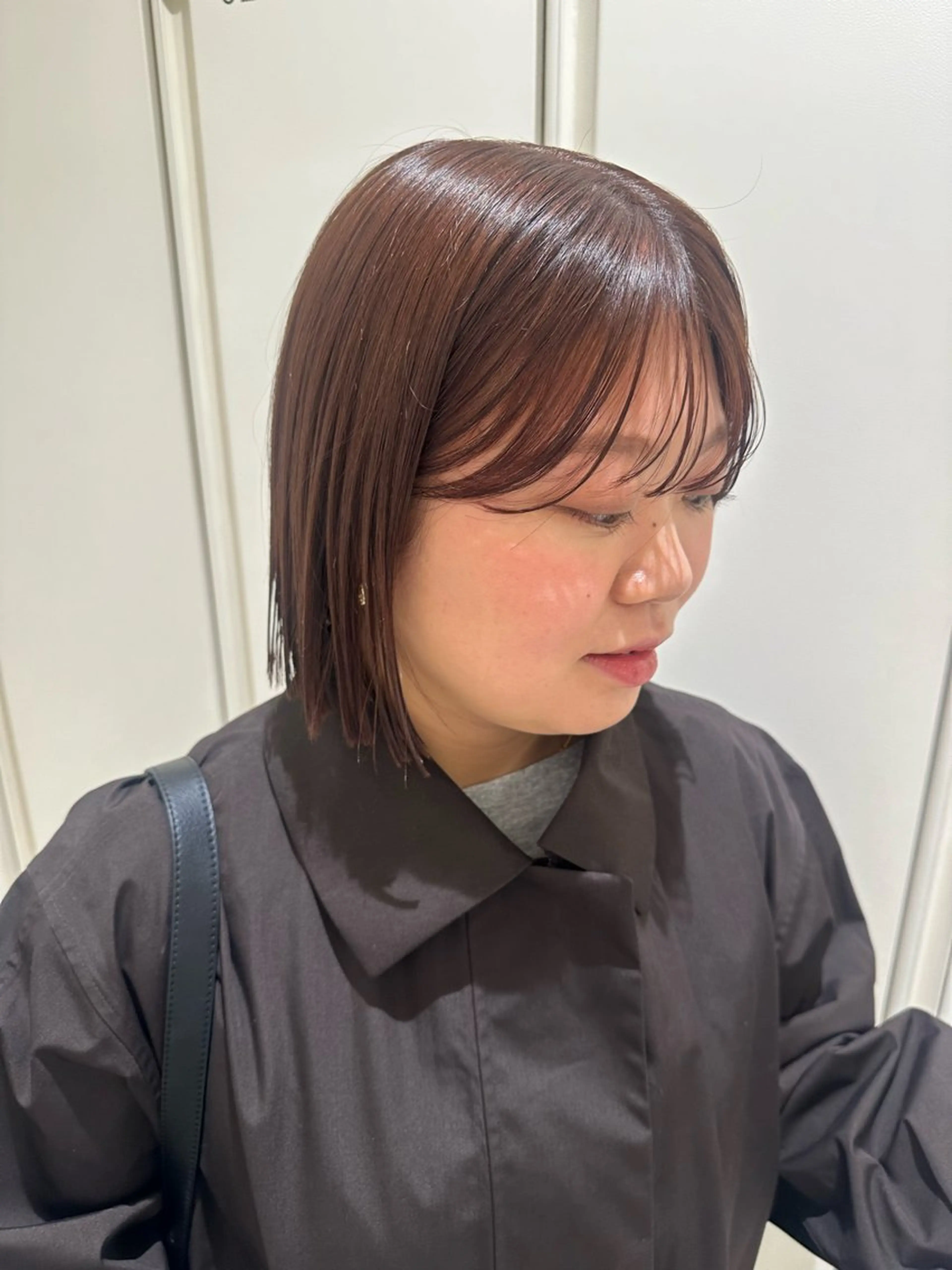 ミディアム カラー ヘアアレンジ タイトボブ個性派カラ ーAKANEのヘアスタイル