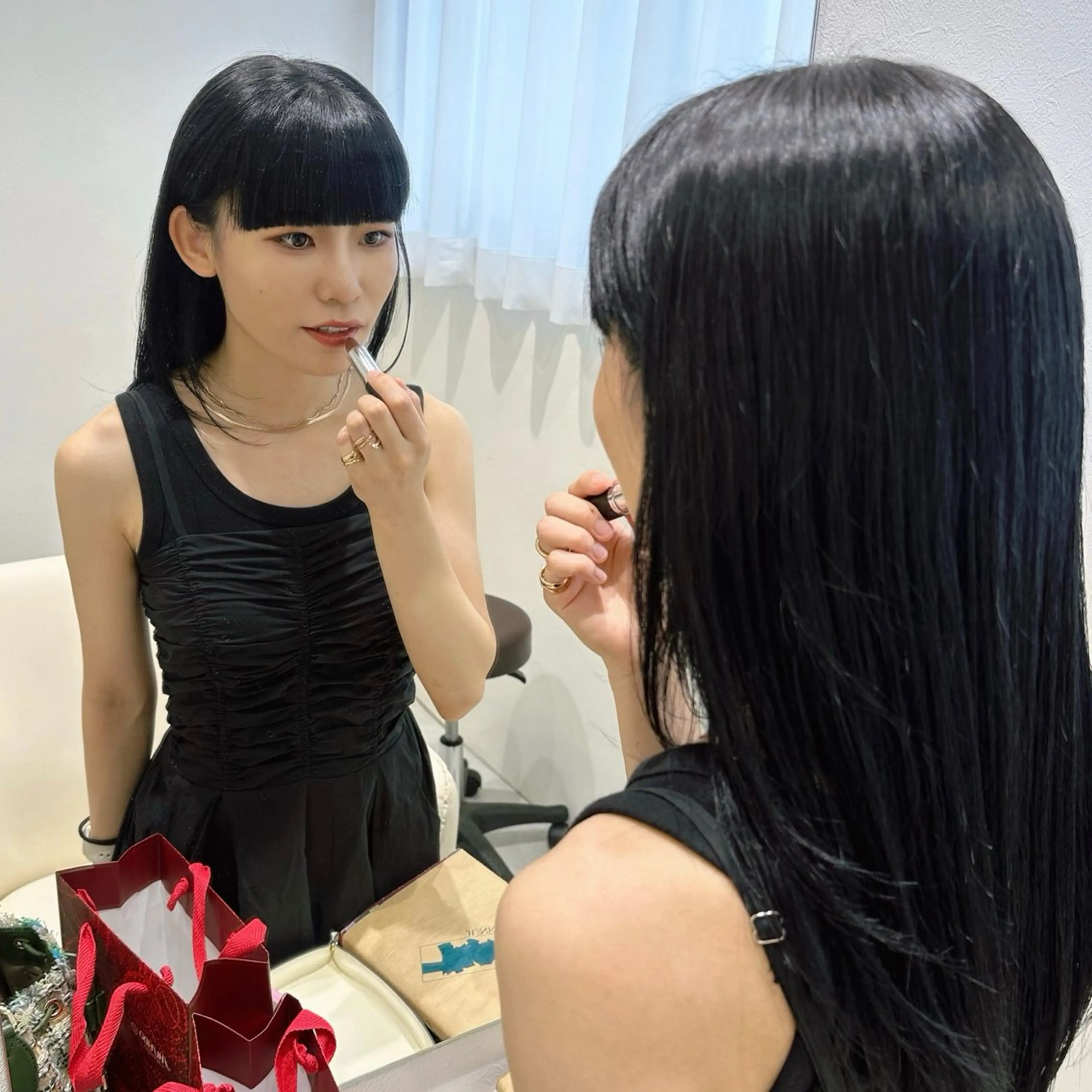 ロング ロングレイヤー くびれヘア 髪質改善 ヨシンモリ 韓国風ヘア 韓国𝐻𝑎𝑖𝑟 🇰🇷🖤ジアのヘアスタイル