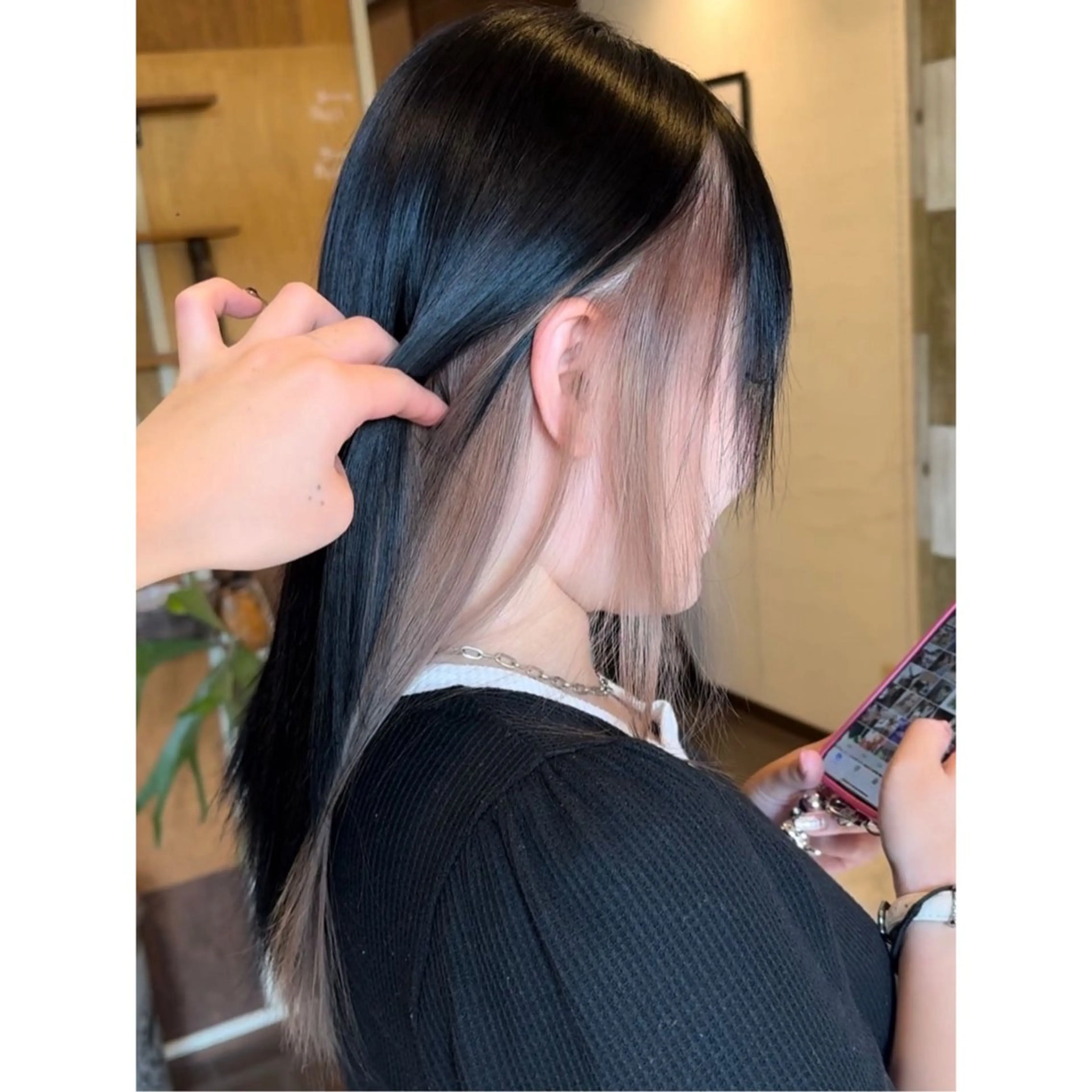 ロング ヘアカラー ハイトーン/ ダブルカラー/透明感のヘアスタイル