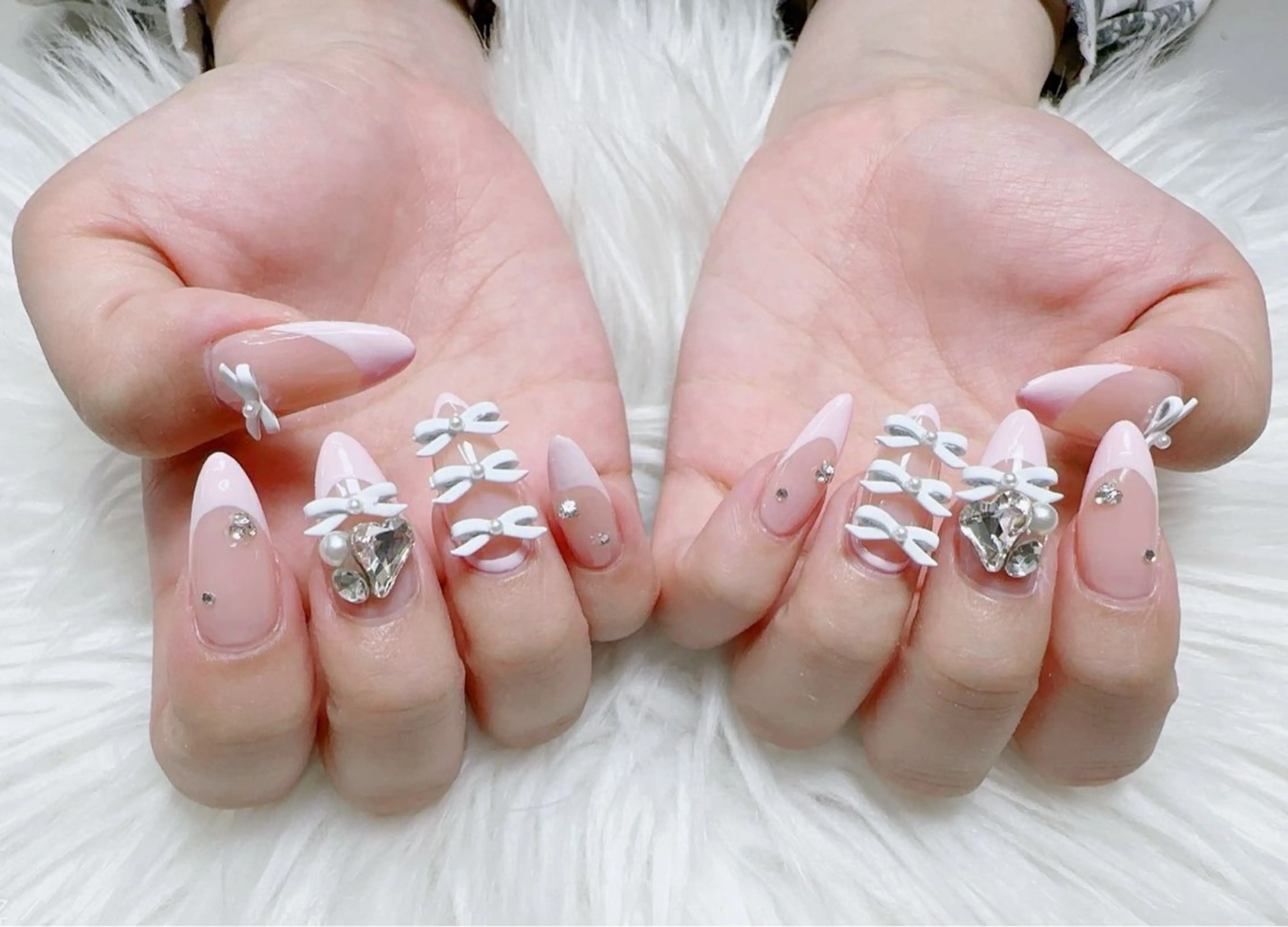 ネイル 長さ出し フレンチネイル ジェルネイル ガラスフレンチ 韓国ネイル ハンドネイル ハンドケア For U nail スカルプ専門店のネイルデザイン