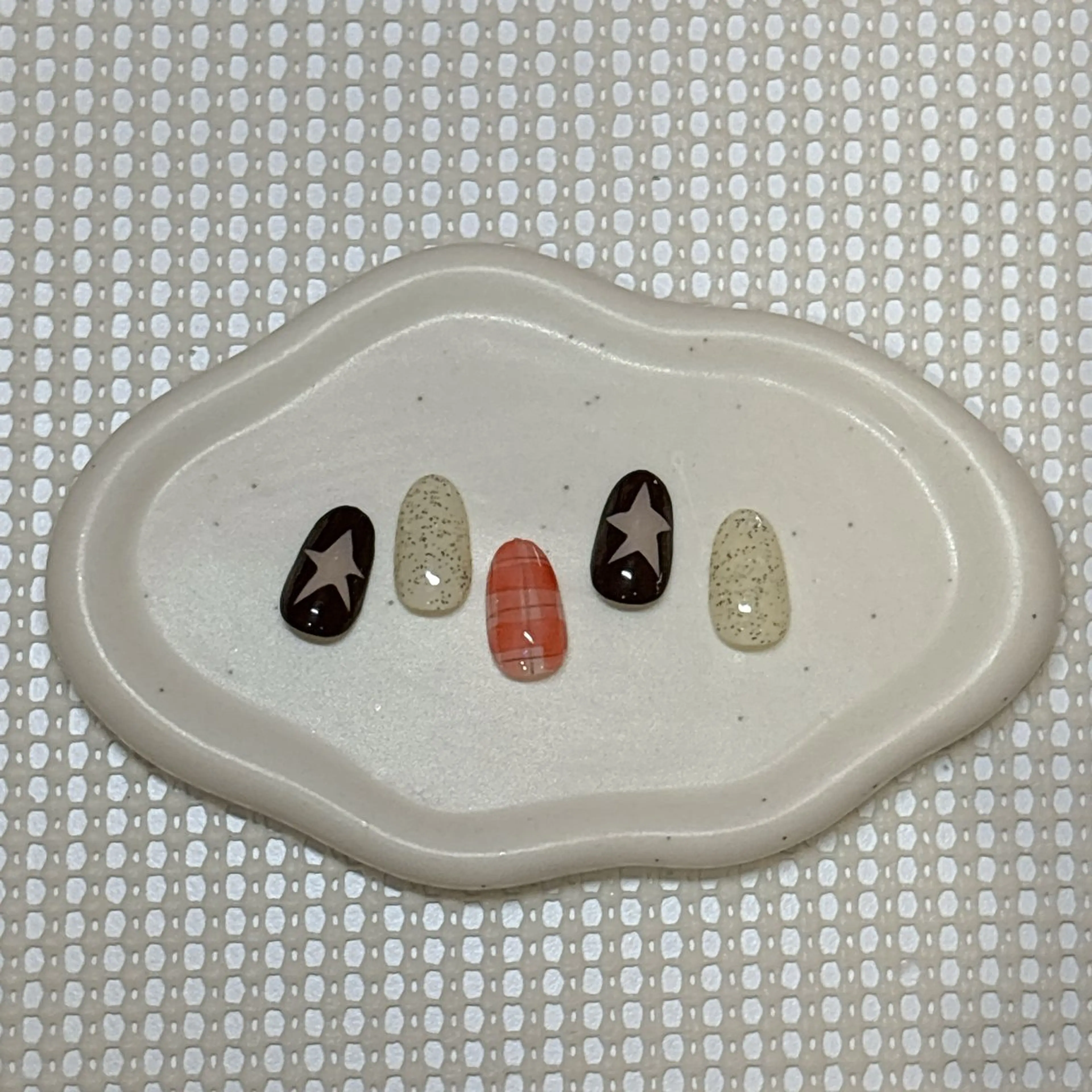 ネイル ハンドネイル she saw me / shokoのネイルデザイン