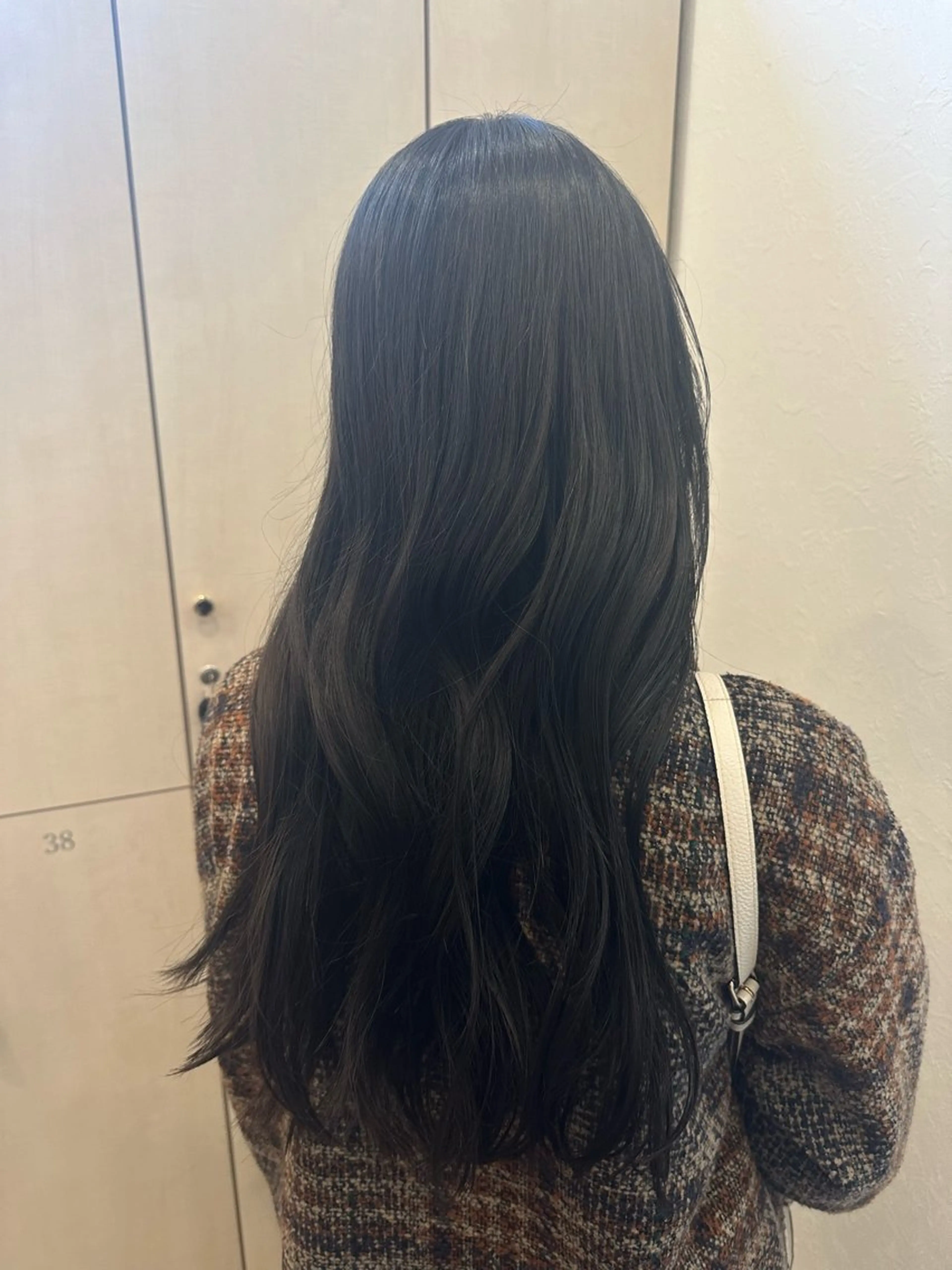 ロング カラー Miki .のヘアスタイル