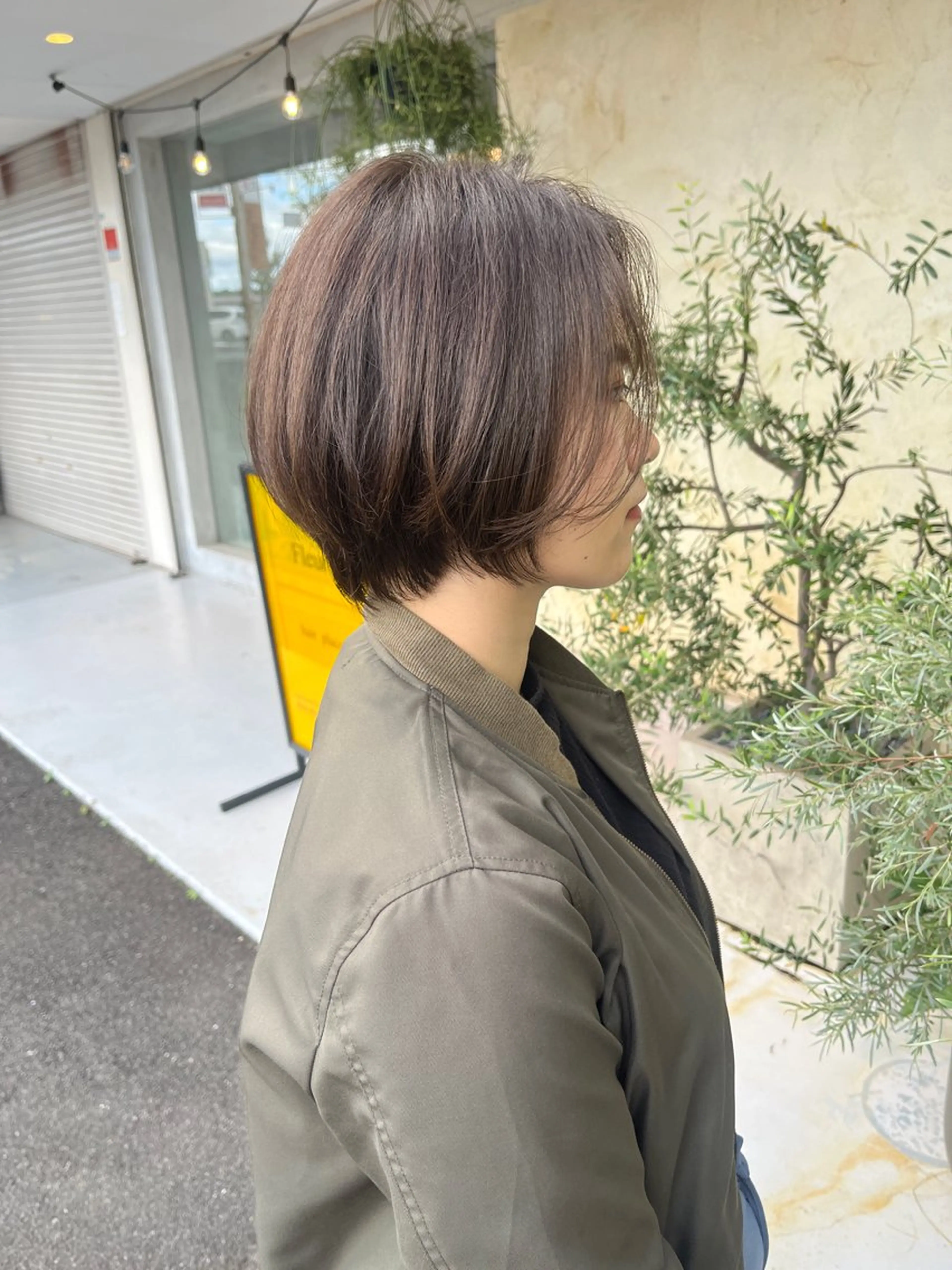 ショート カラー 透明感カラー 和泉市フルール 古賀　薫のヘアスタイル