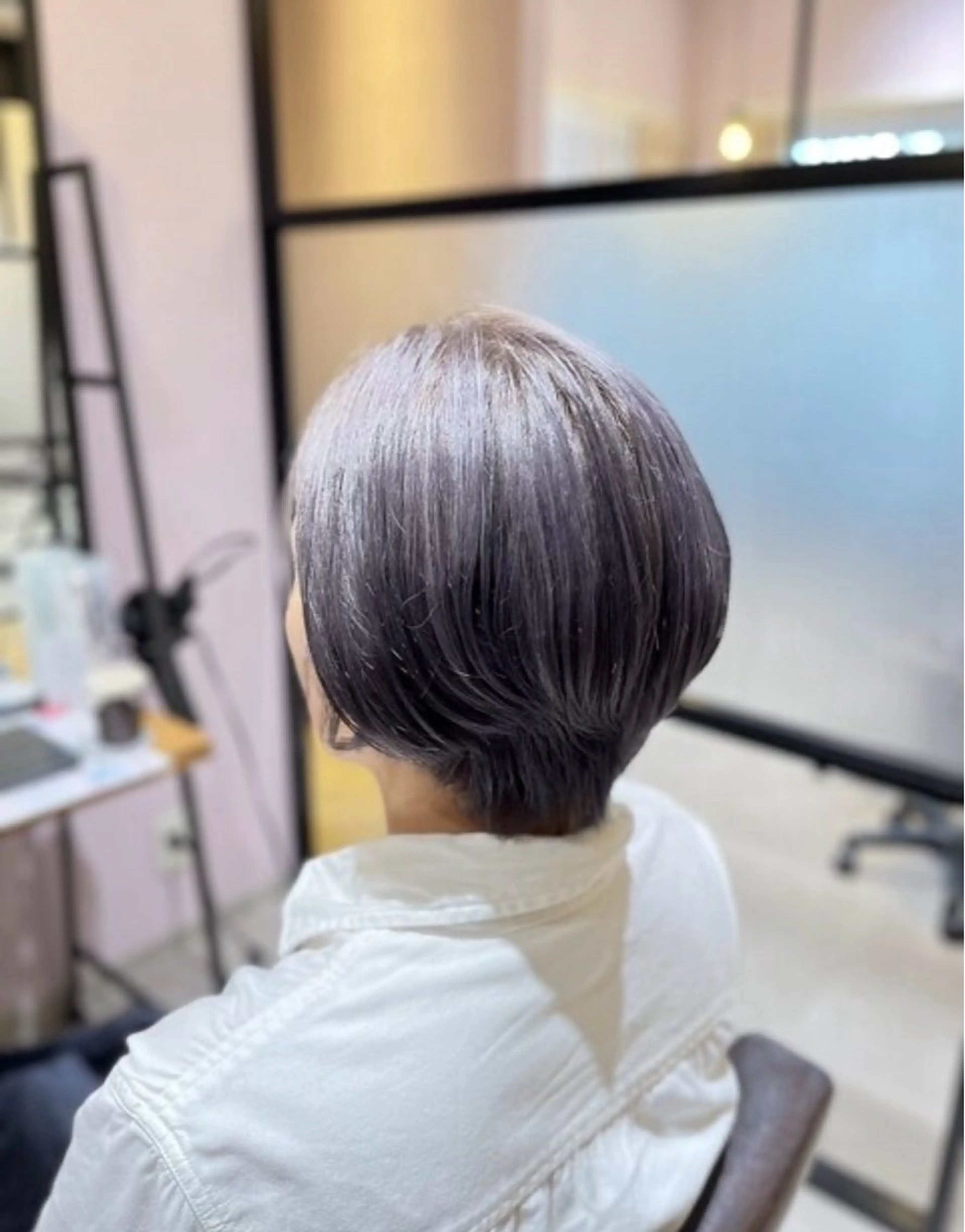 カラー ヘアカラー 梶 瑞希のヘアスタイル