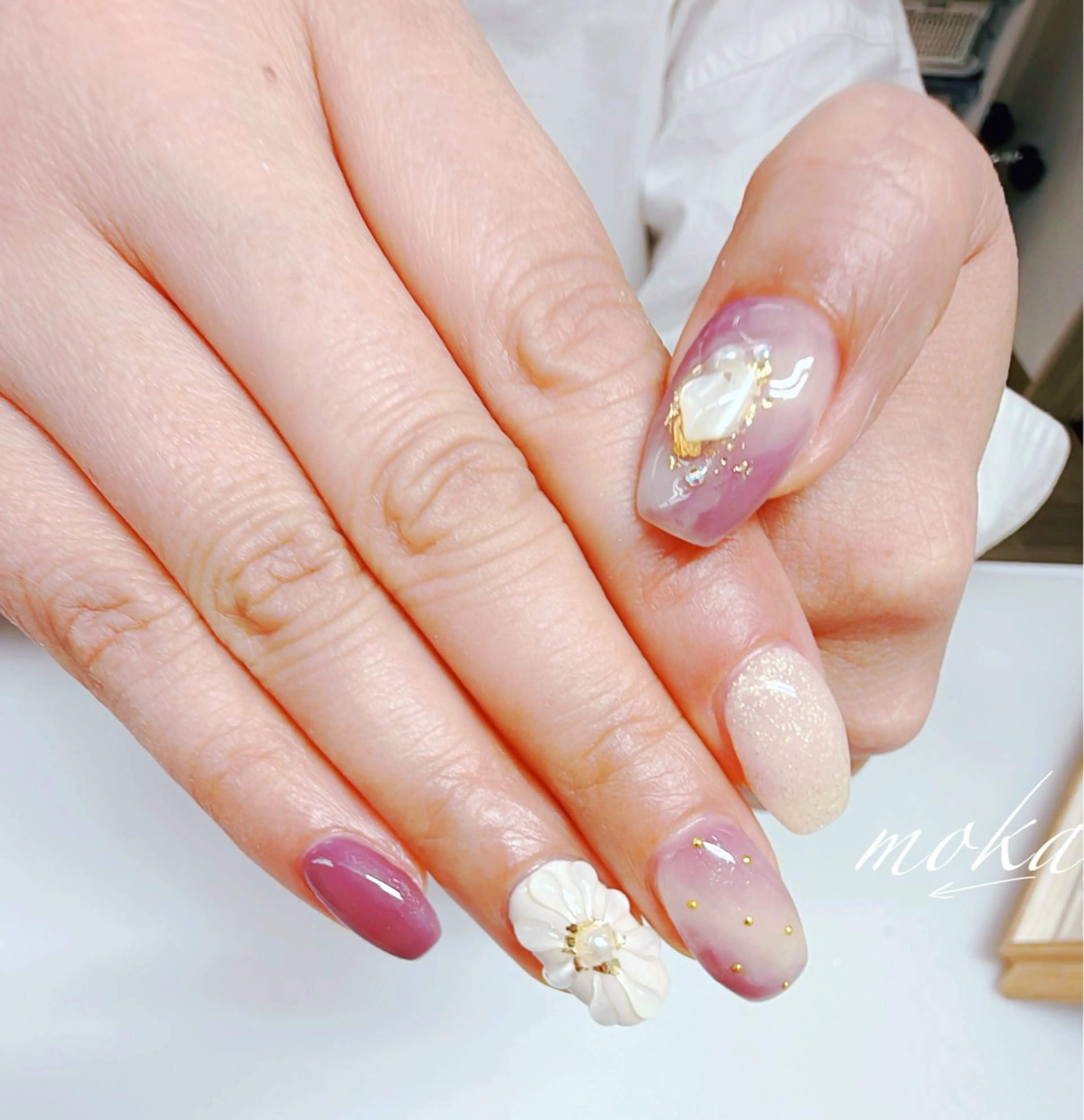 ネイル ハンドネイル ハンドケア 胡蝶蘭レディースサロ ンNailMOKAのネイルデザイン
