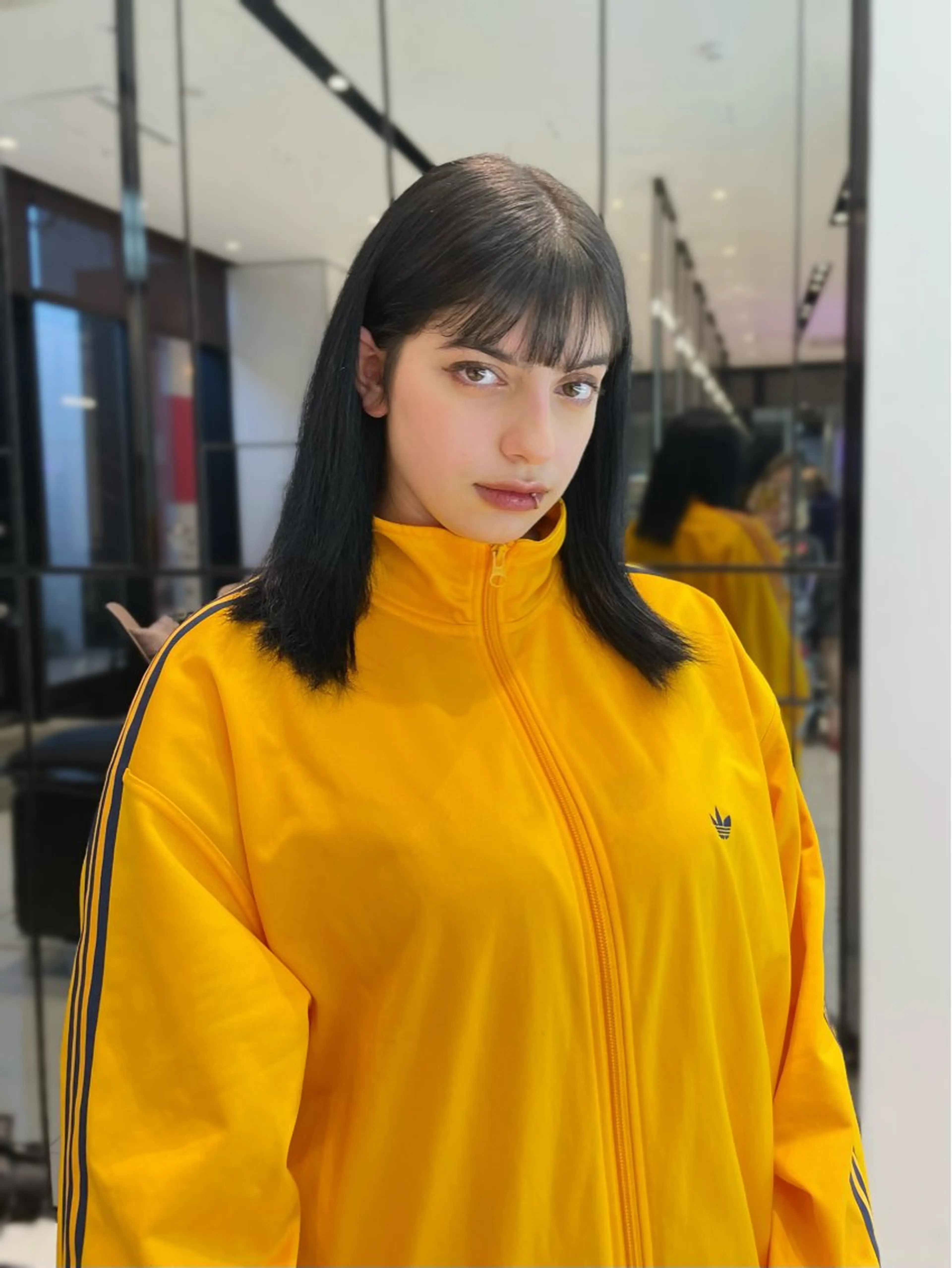 セミロング カラー 黒髪 ブルーカラー ブルーブラック ヘアカラー トリートメント ヘアセット keen 吉祥寺所属・【韓国❤️海外ヘア】 AYAKAのヘアスタイル