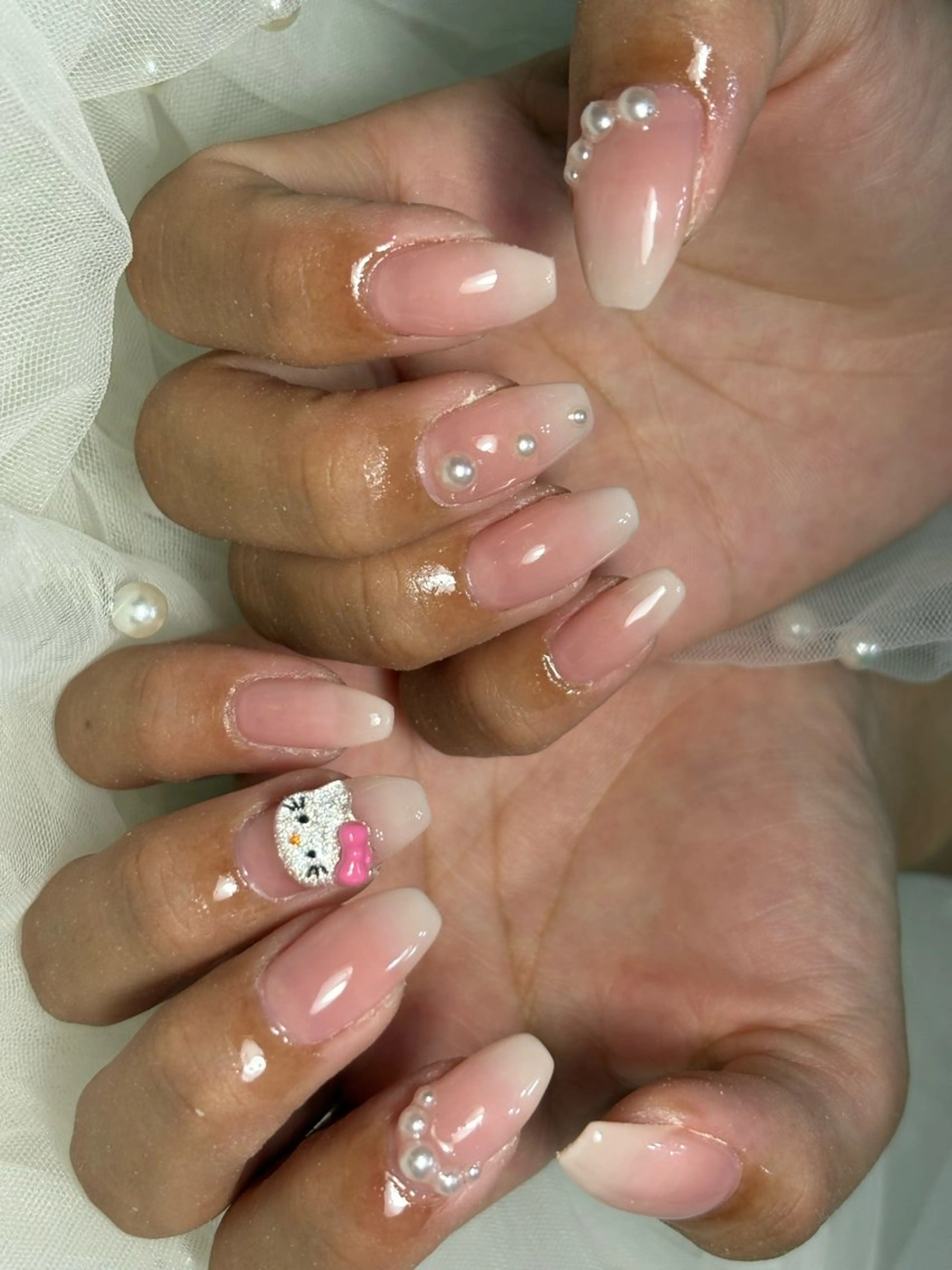 ネイル ハンドネイル フットネイル ✴︎ Delightのネイルデザイン