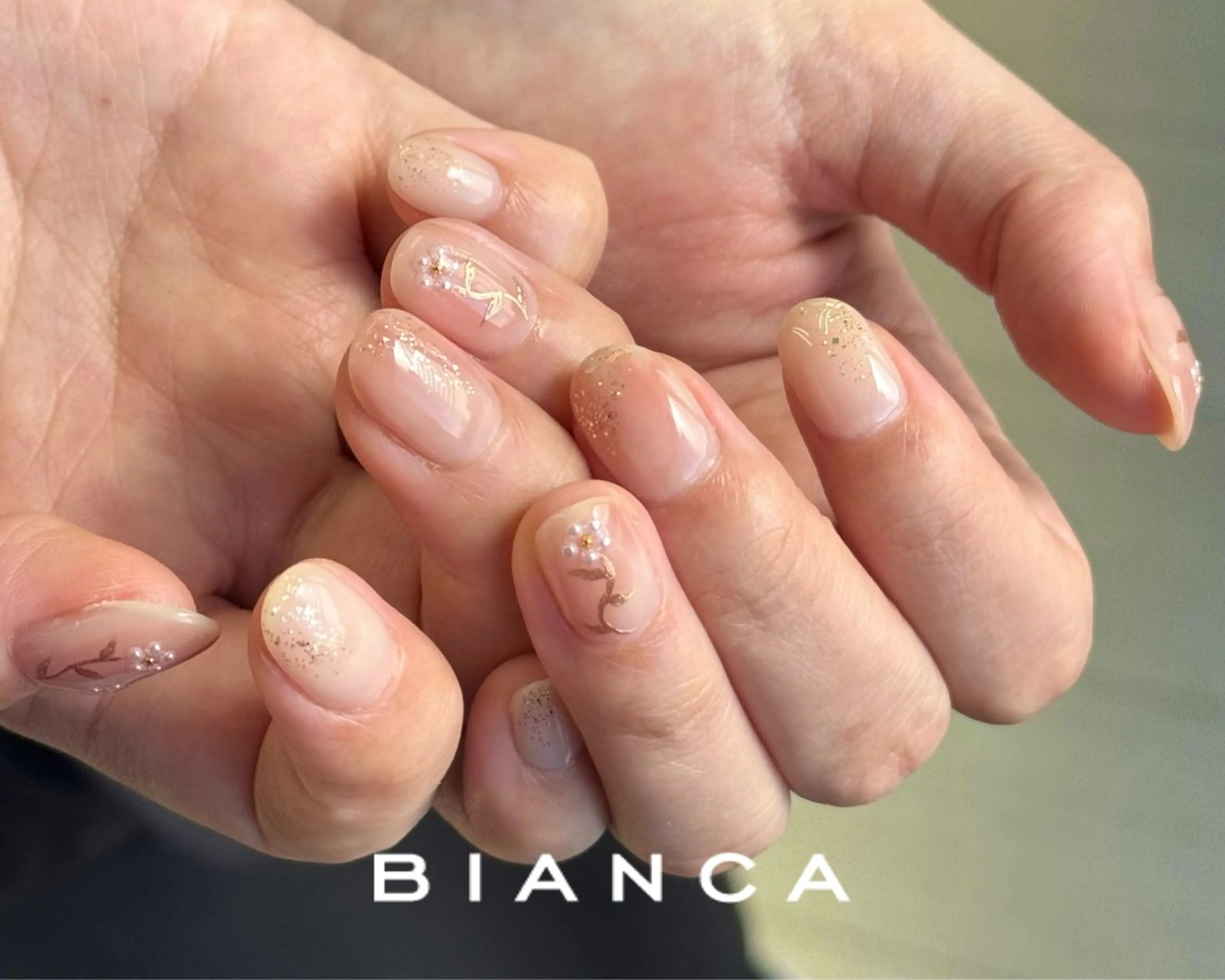 ネイル ハンドネイル ビアンカ大宮ネイル 店長 モリサワのネイルデザイン