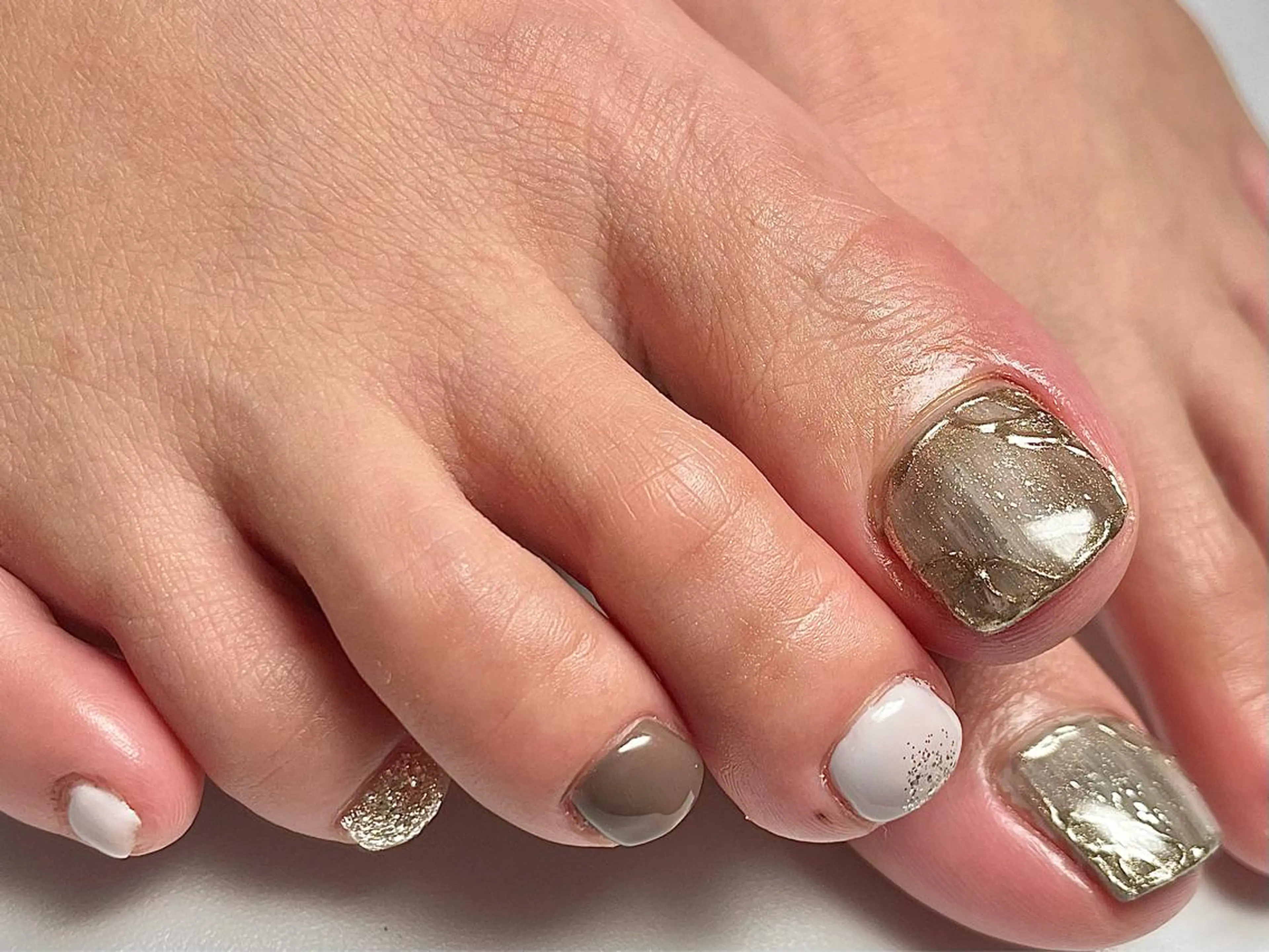 ネイル ニュアンスネイル フットネイル R nail.のネイルデザイン