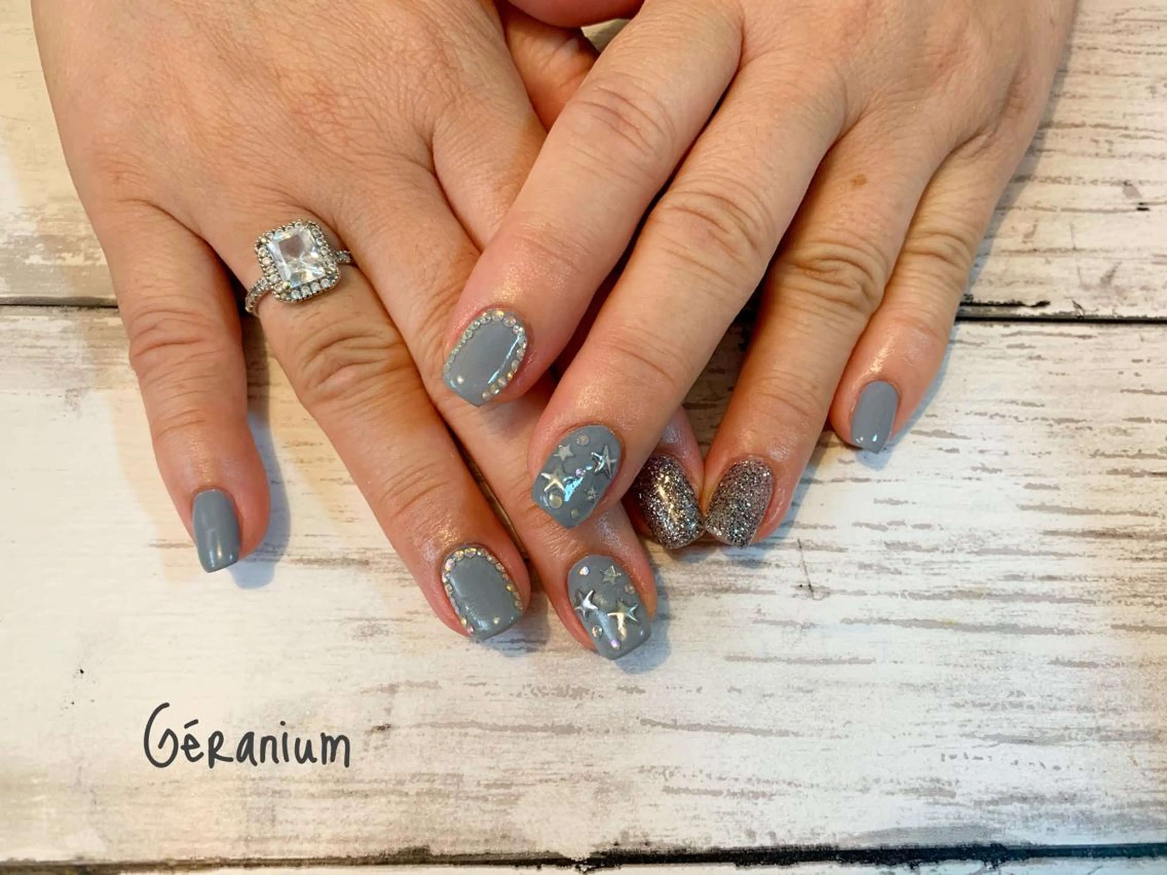 ネイル アートネイル ハンドネイル フットネイル GéRanium Harukaのネイルデザイン